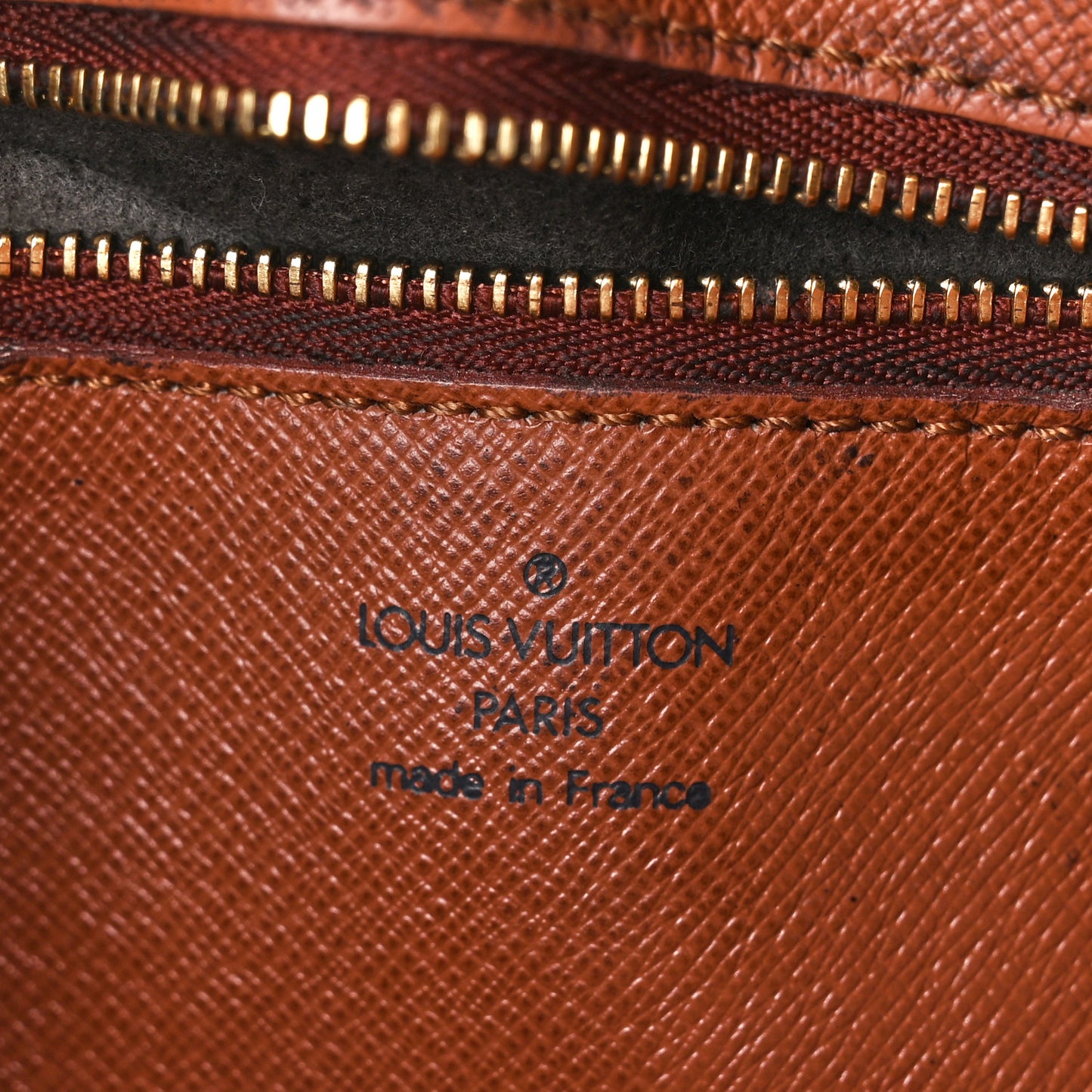 Monogram Jeune Fille