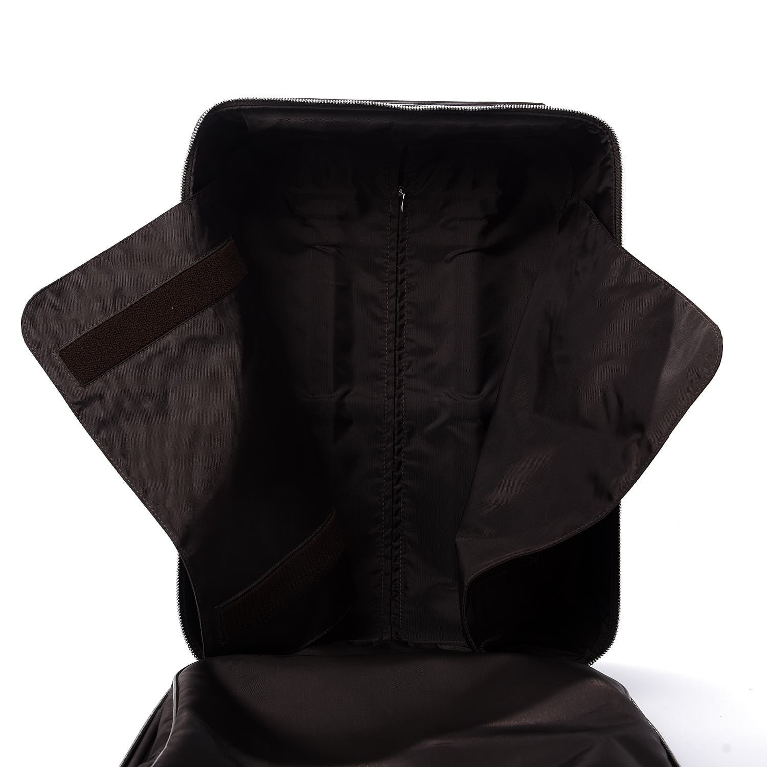 Louis Vuitton Taiga Pégase 45 Grizzli 6 of 13