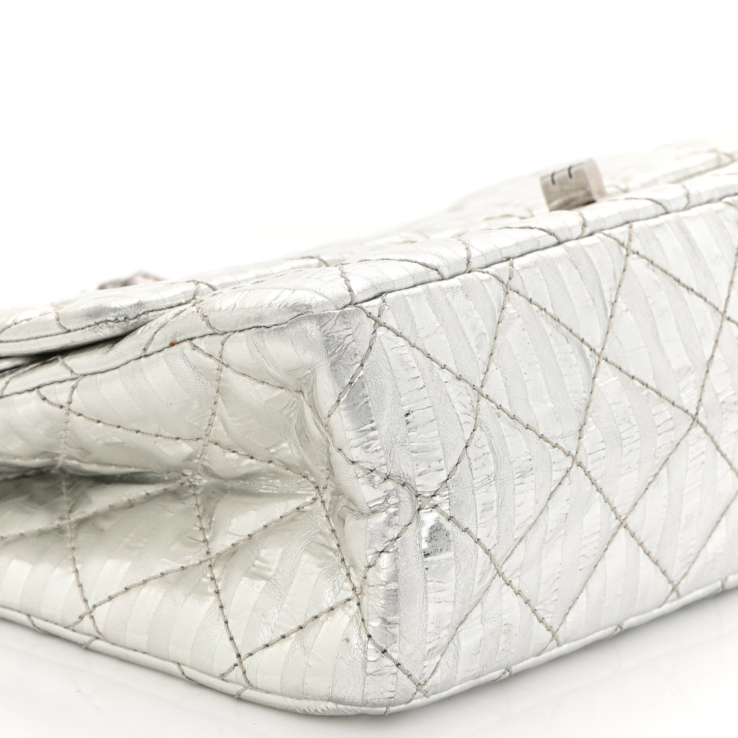 Chanel Metallic Calfskin Striped 2.55 Reissue Flap Silver 9 of 11