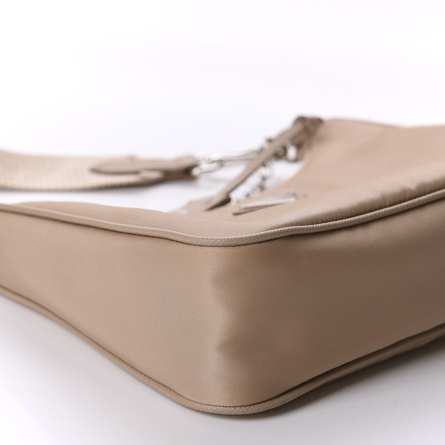 Nylon Re-Edition 2005 Shoulder Bag Cammeo