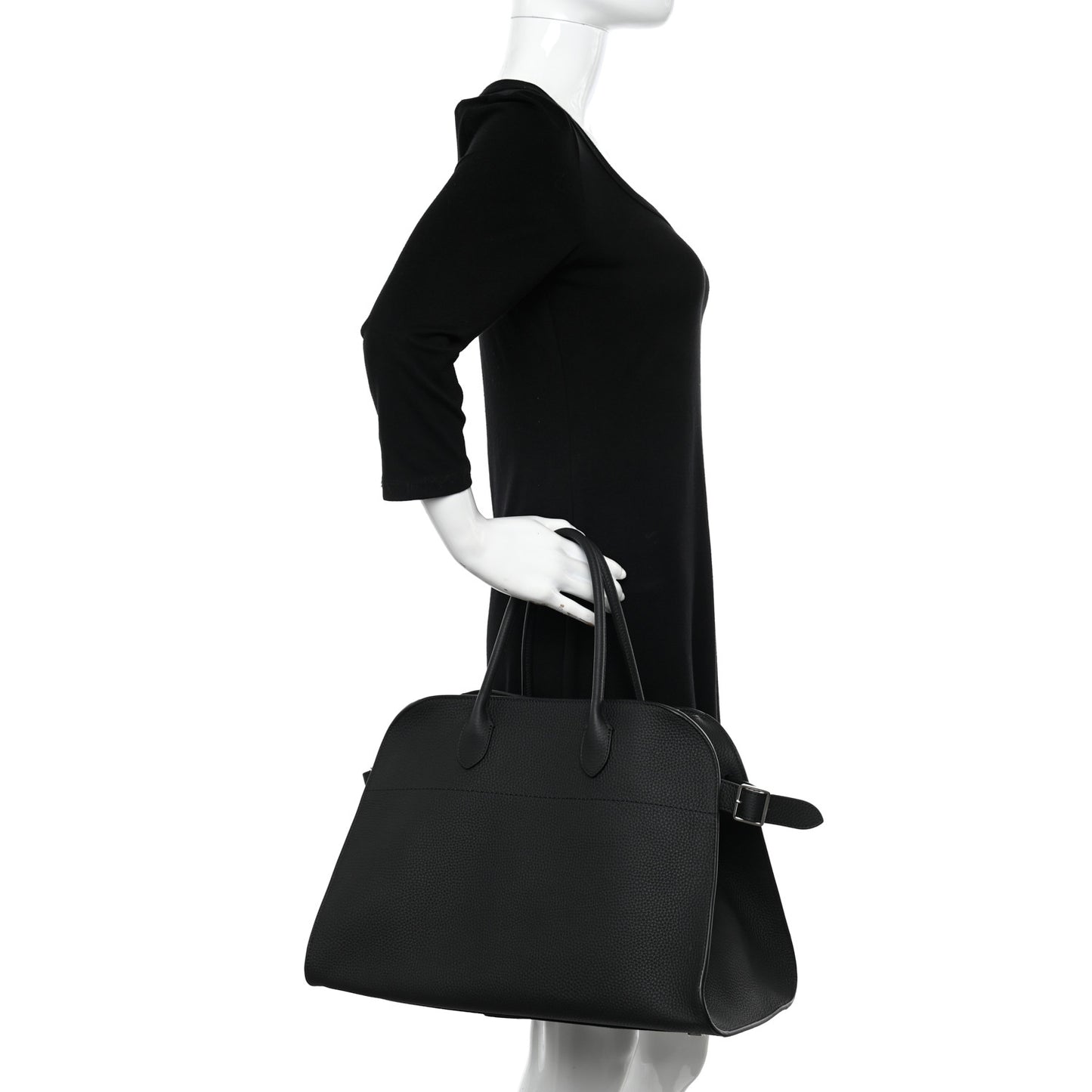 Matte Grained Calfskin Soft Margaux 15 Black