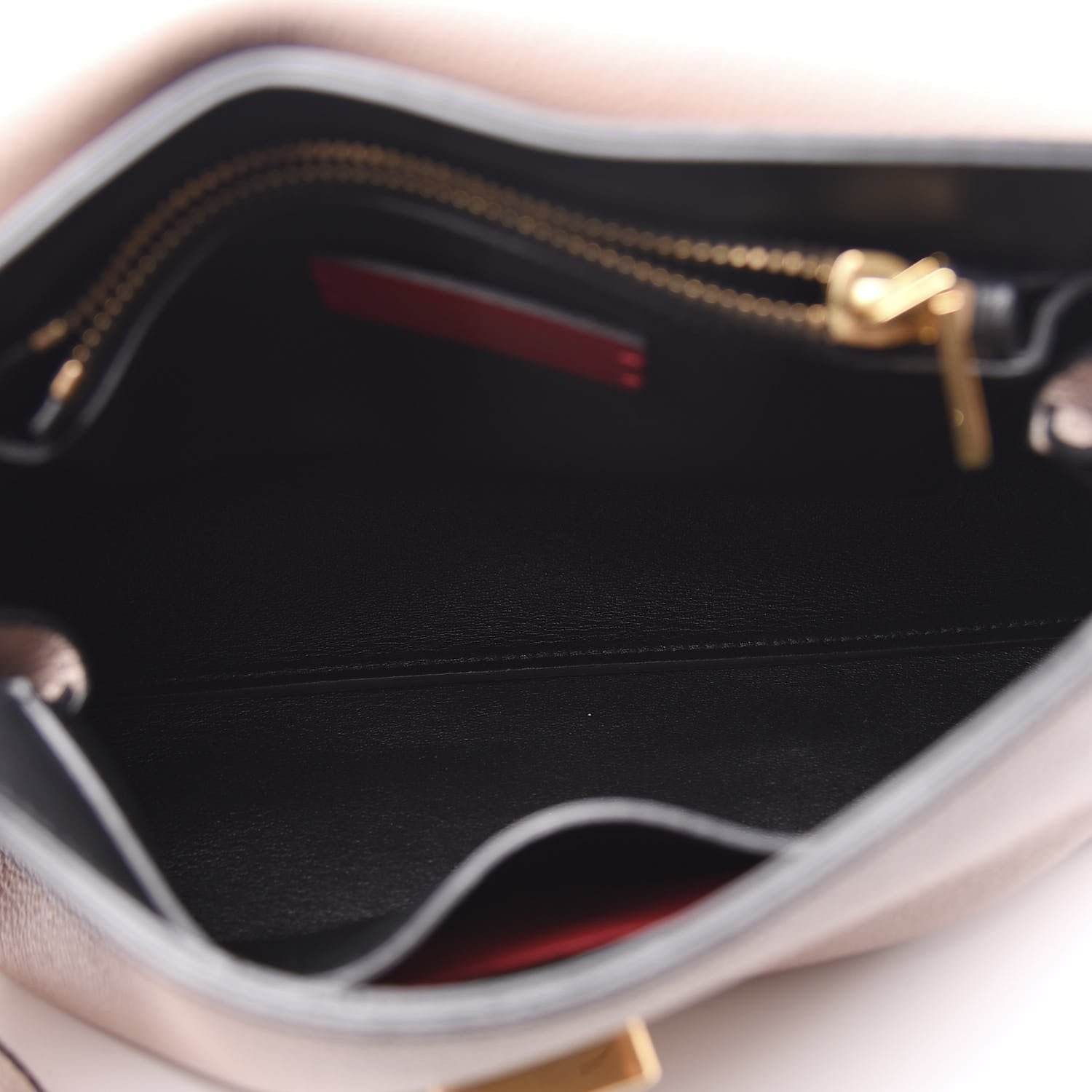 Valentino Garavani Grainy Calfskin VRing Chain Crossbody Bag Poudre 4 of 9