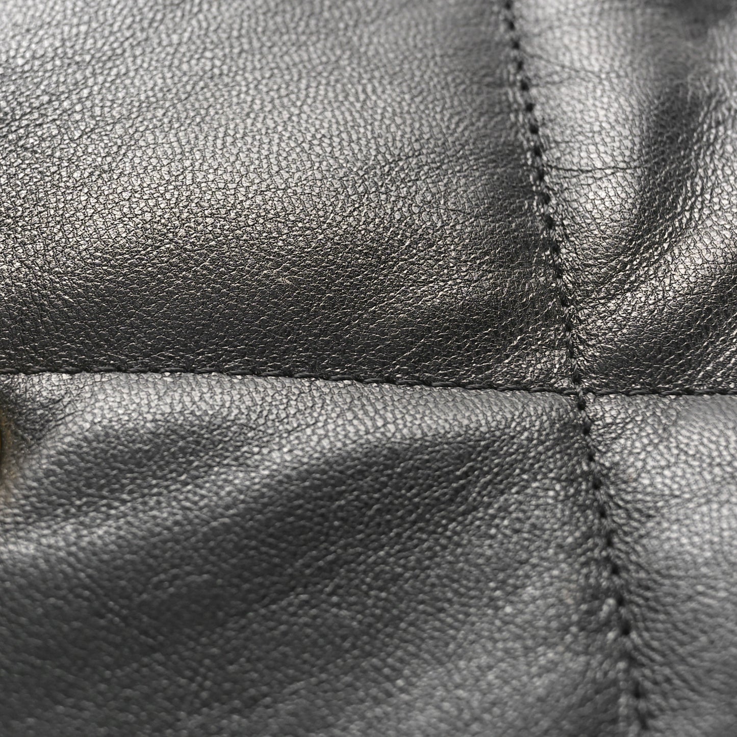 Lambskin Quilted Medium Chanel 19 Flap Black