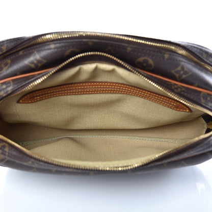 Louis Vuitton Monogram Reporter PM 6 of 13