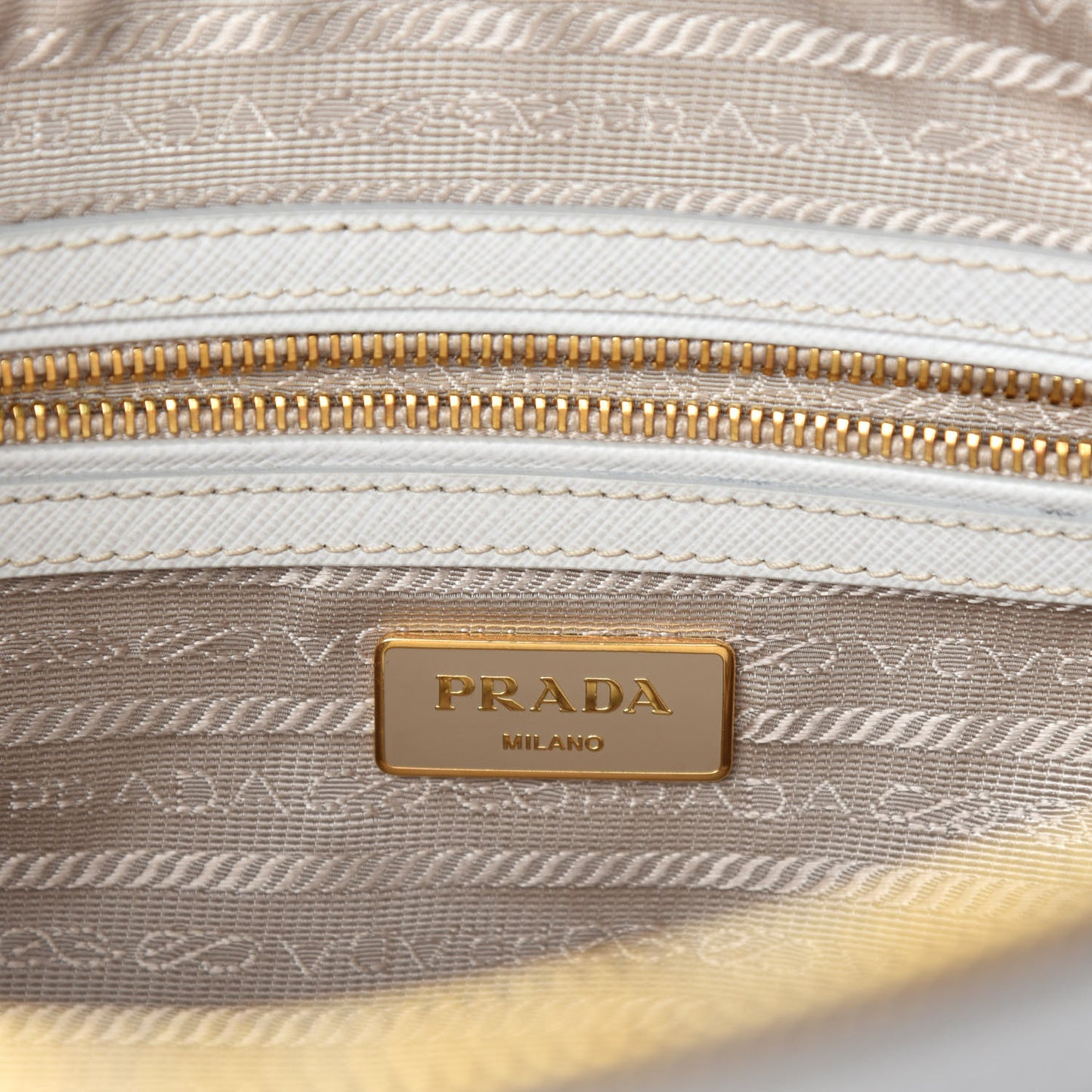 Saffiano Lux Bowler Bianco