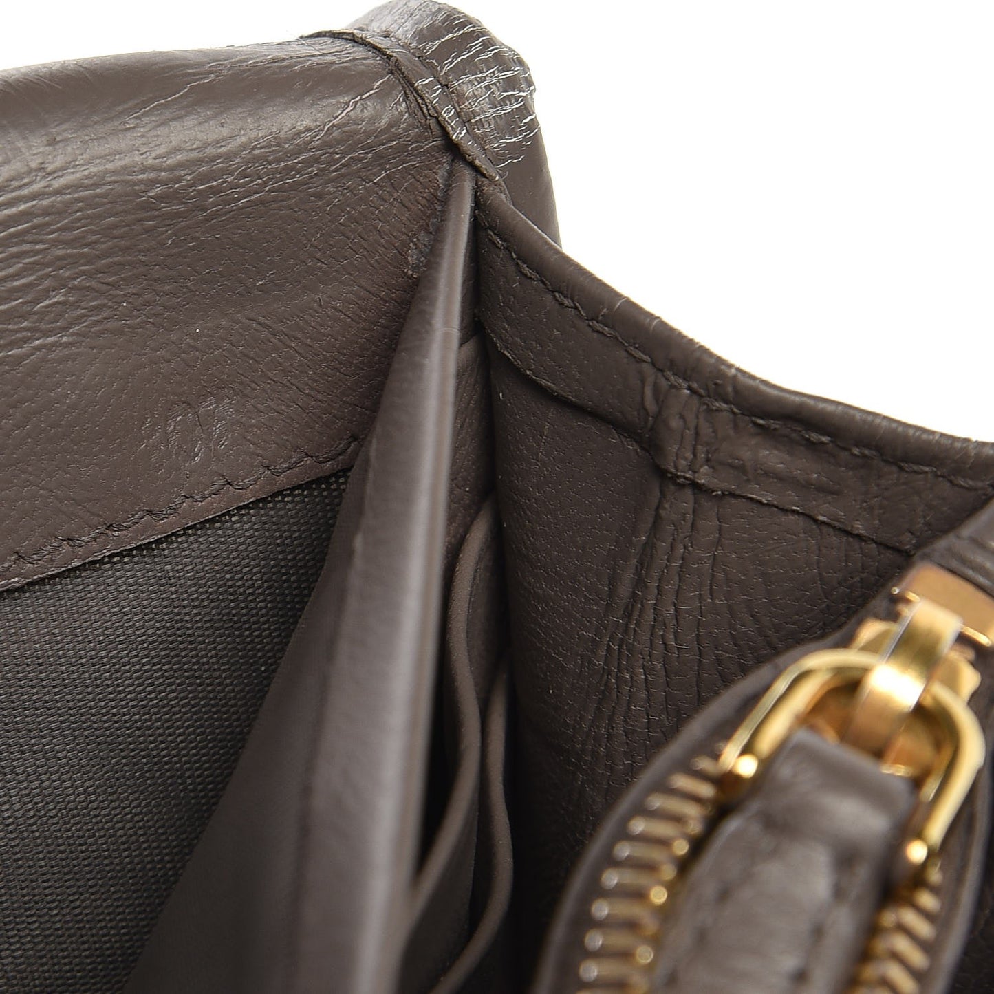 Nappa Gaufre Continental Wallet Argilla