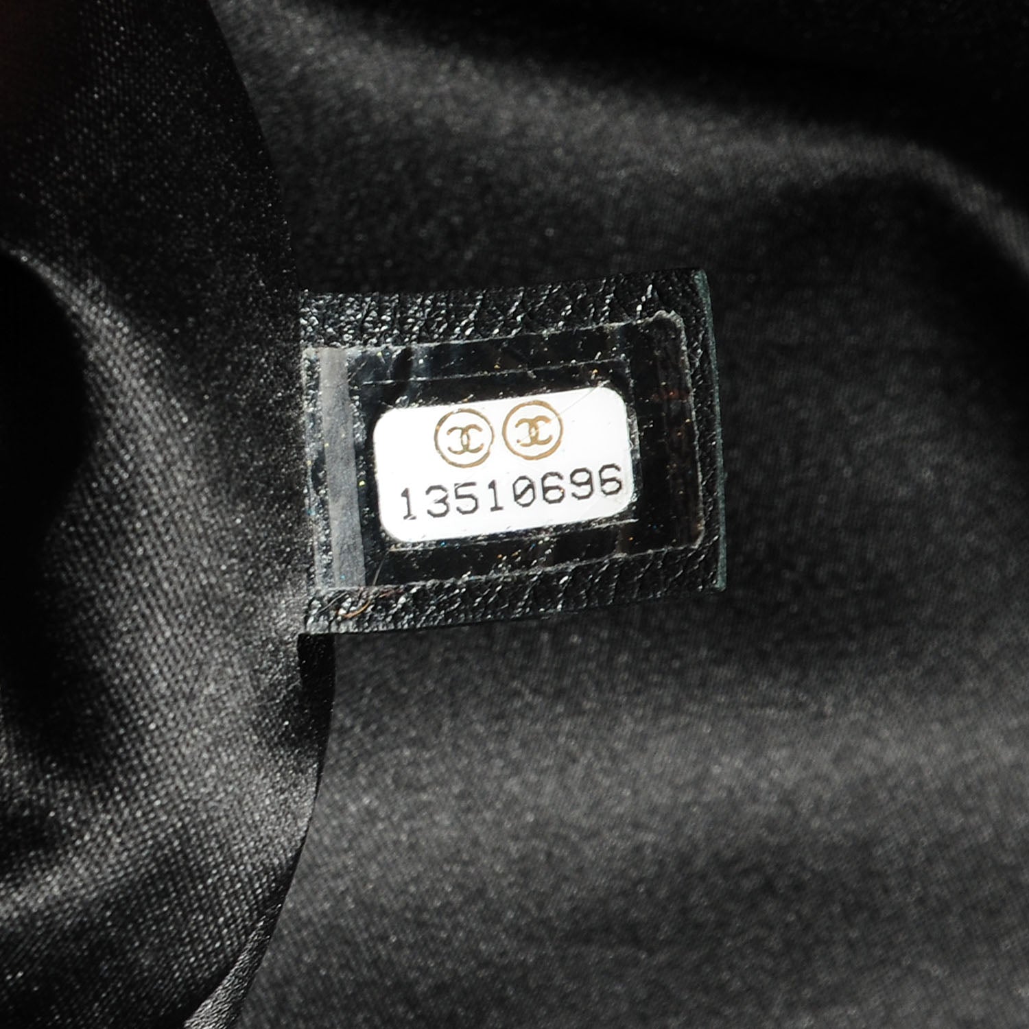Chanel Glazed Calfskin Large On The Road Tote Black 7 of 7
