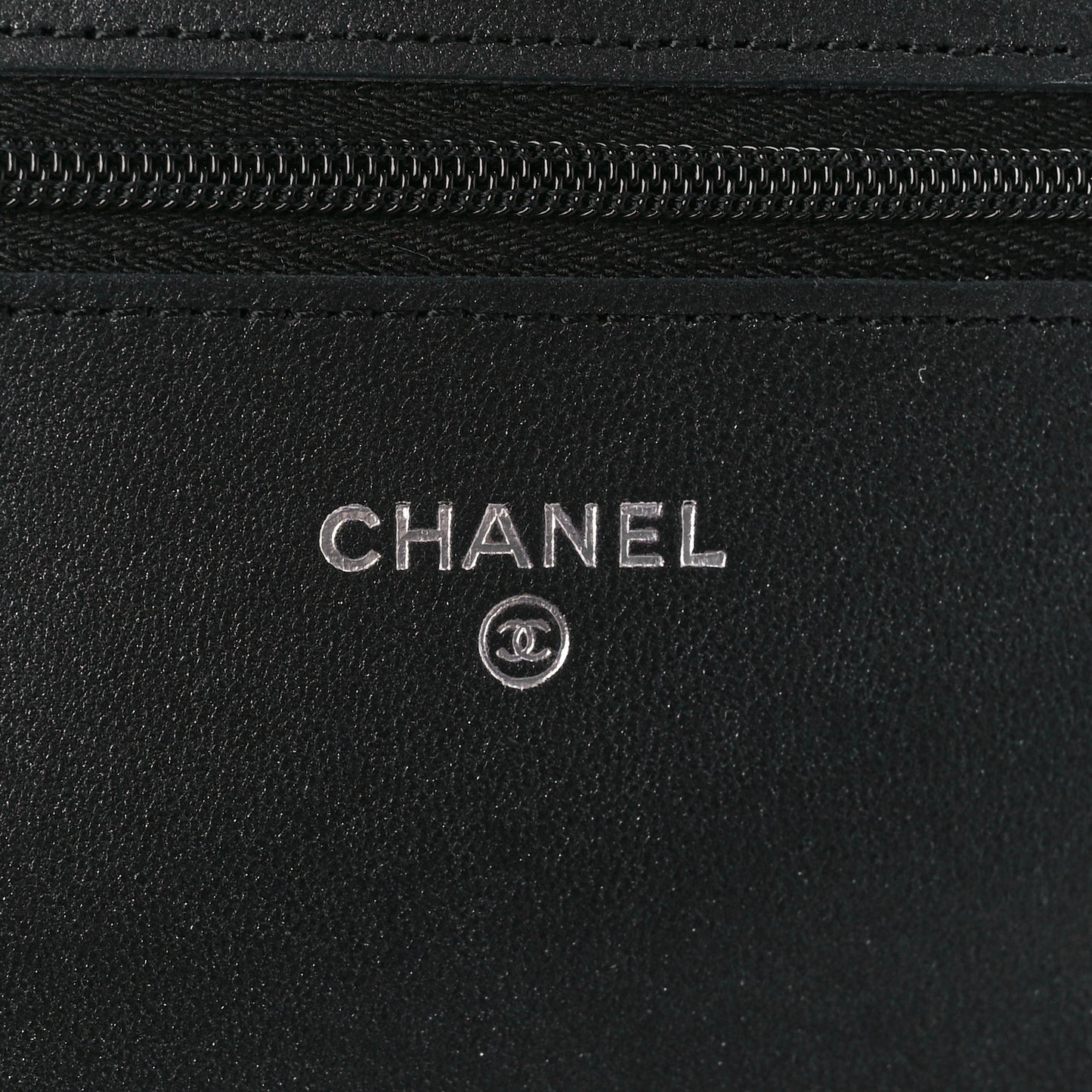 Lambskin Quilted Wallet On Chain WOC So Black