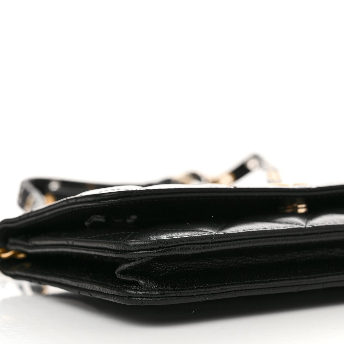 Goatskin Quilted Quilted Like A Wallet Wallet On Chain WOC Black