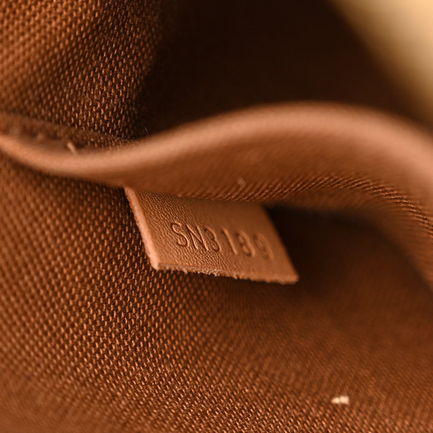 Monogram Alma BB