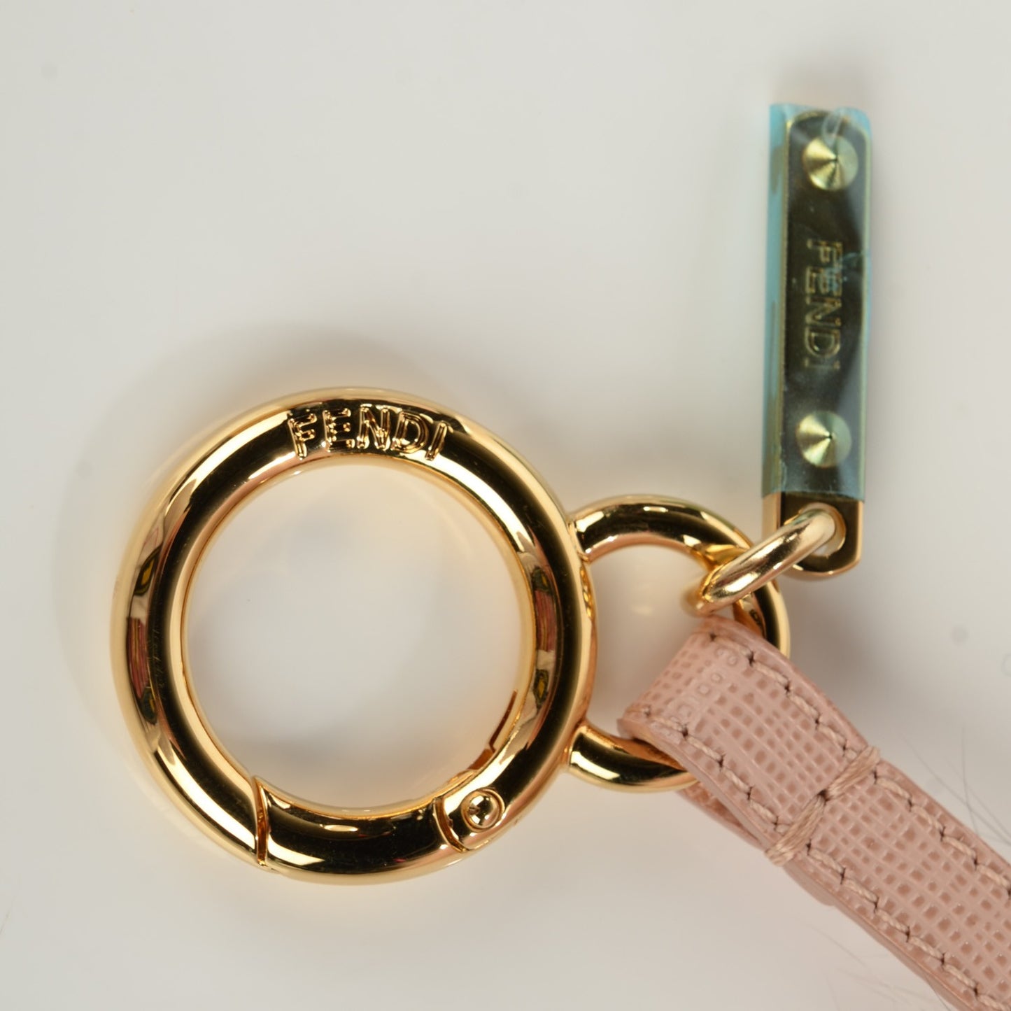 Fox Fur Vitello Elite Bi-Color Pom Pom Bag Charm Rosa Cammello Cipria