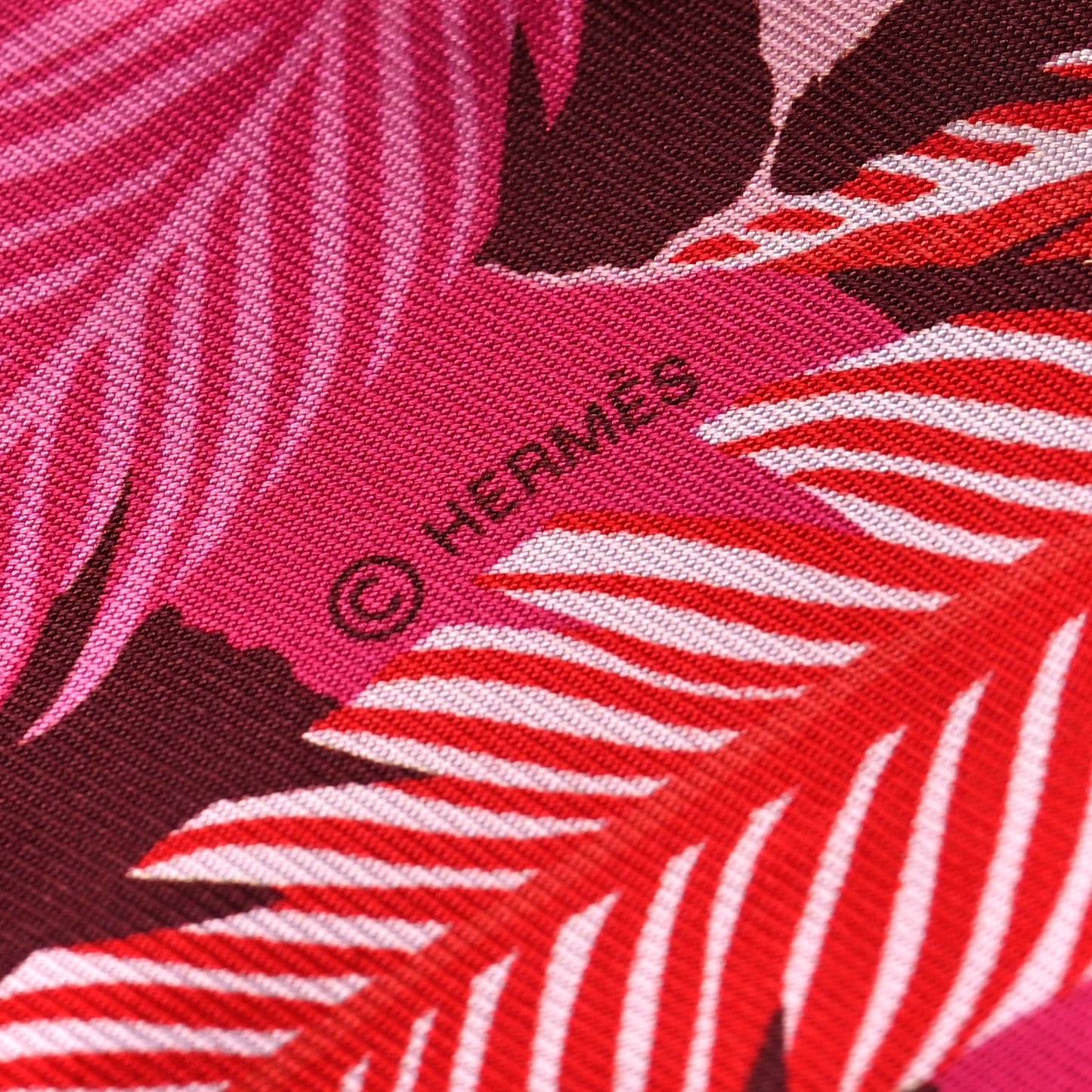 Silk Jaguar Quetzal Twilly Fuchsia Rose Bordeaux