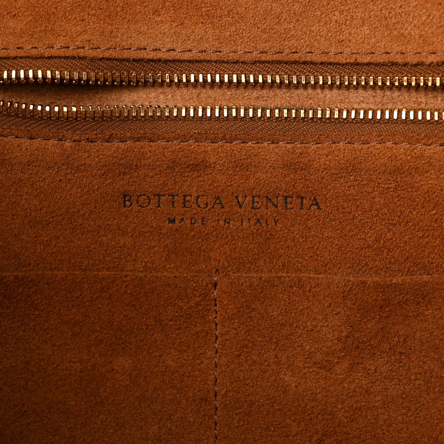 Bottega Veneta Grainy Calfskin Medium Arco Plaster 5 of 15