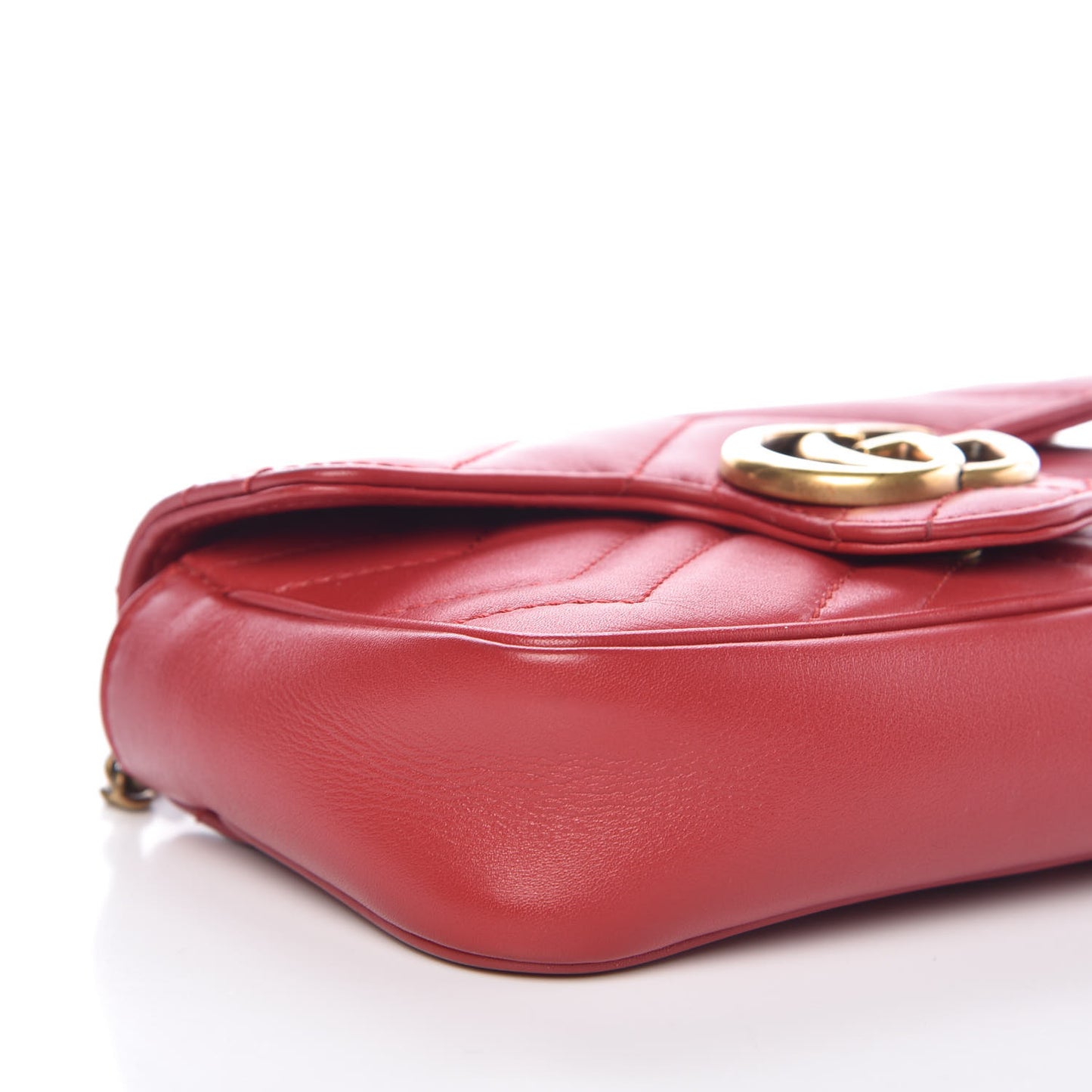 Calfskin Matelasse Super Mini GG Marmont Shoulder Bag Hibiscus Red