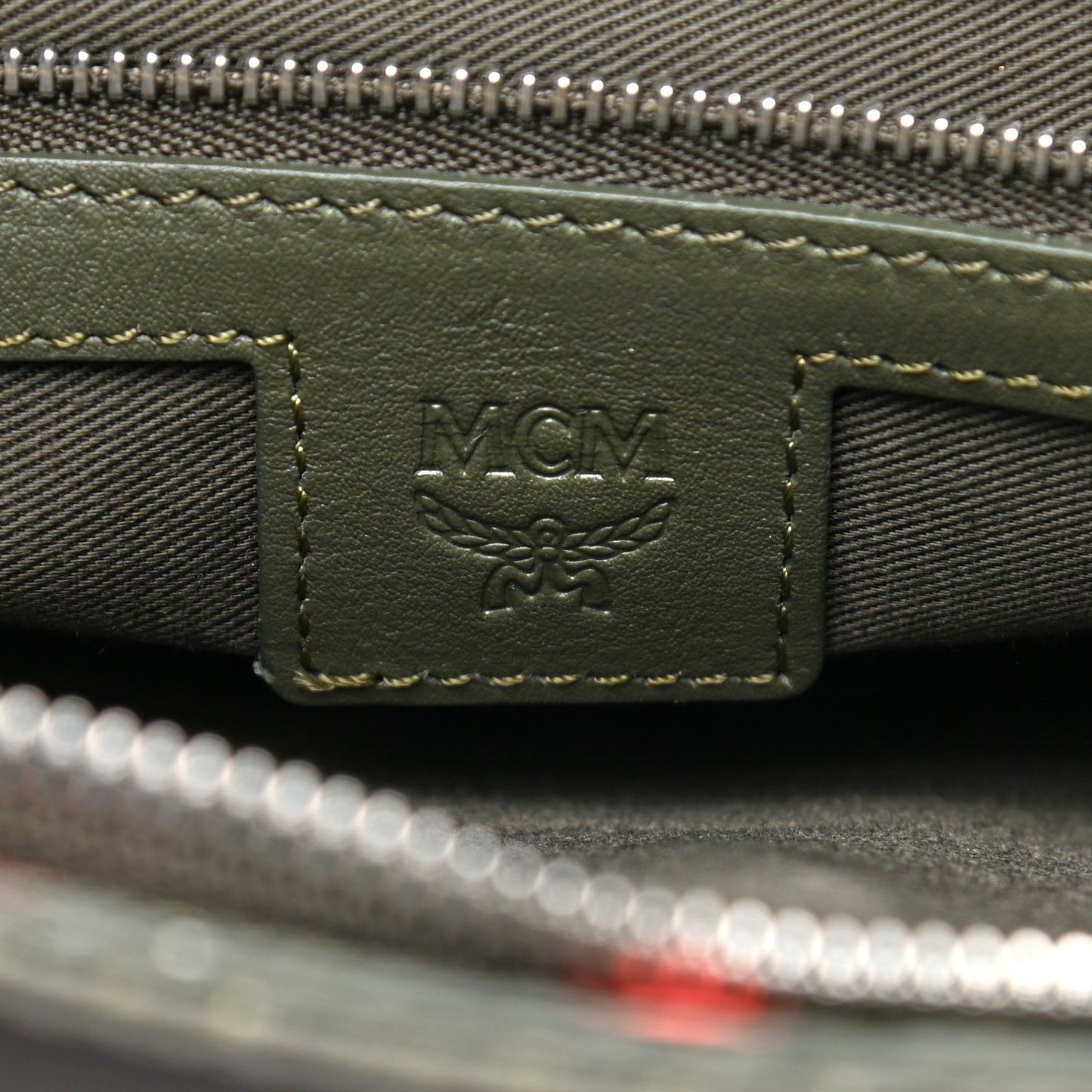 Visetos Medium Zip Pouch Winter Moss