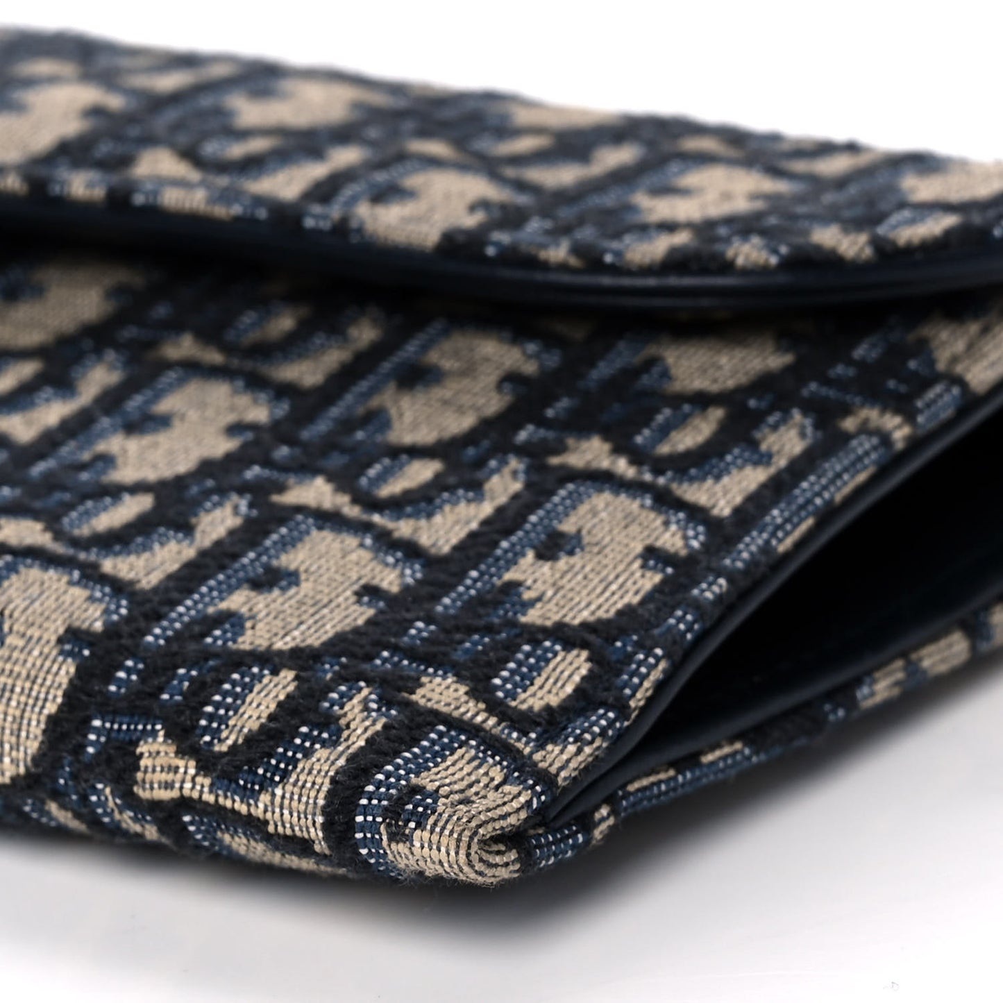 Oblique Saddle Chain Wallet Blue