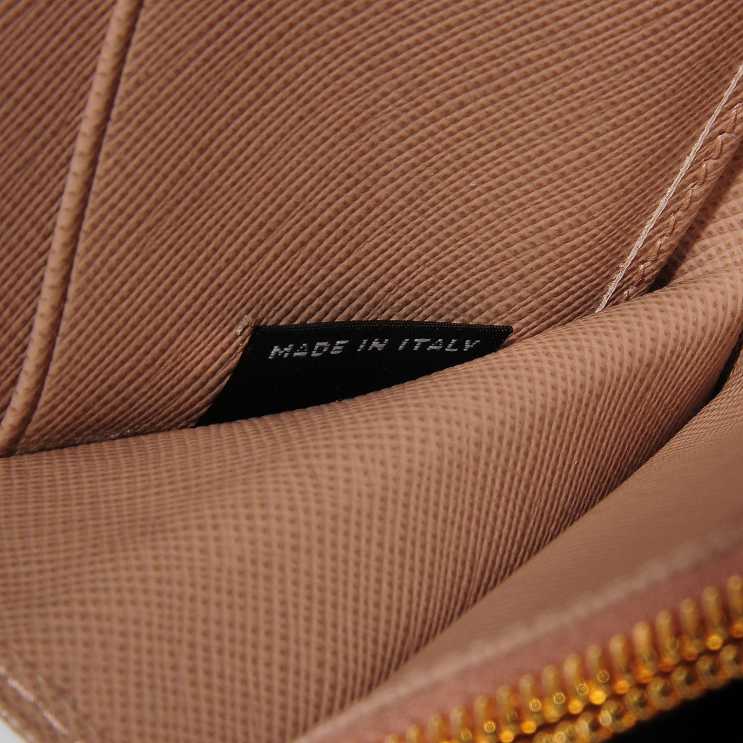 Saffiano Fiocco Bow Zip Around Wallet Cammeo