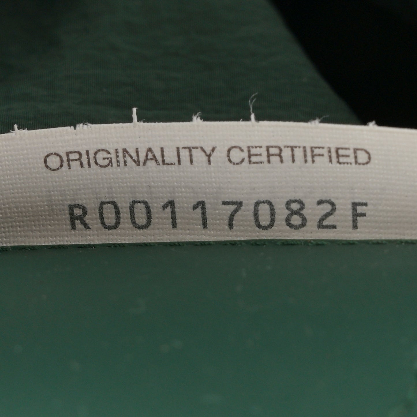 Paper Calfskin Maxi Intreccio Small Cassette Crossbody Bag Raintree