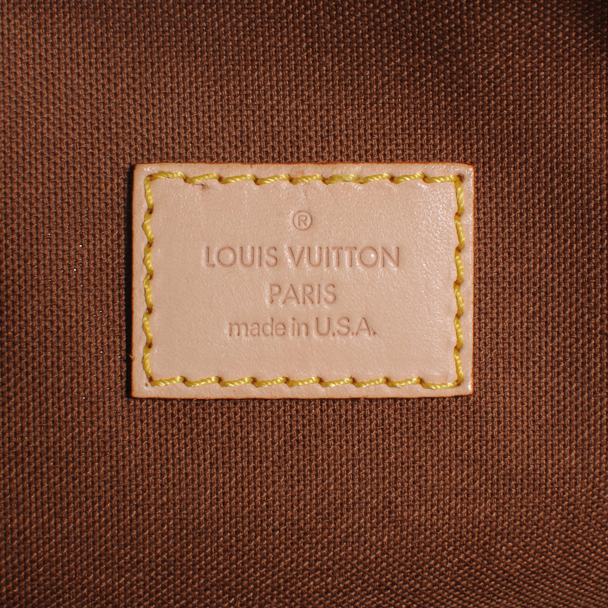 Louis Vuitton Monogram Lockit Vertical 5 of 7