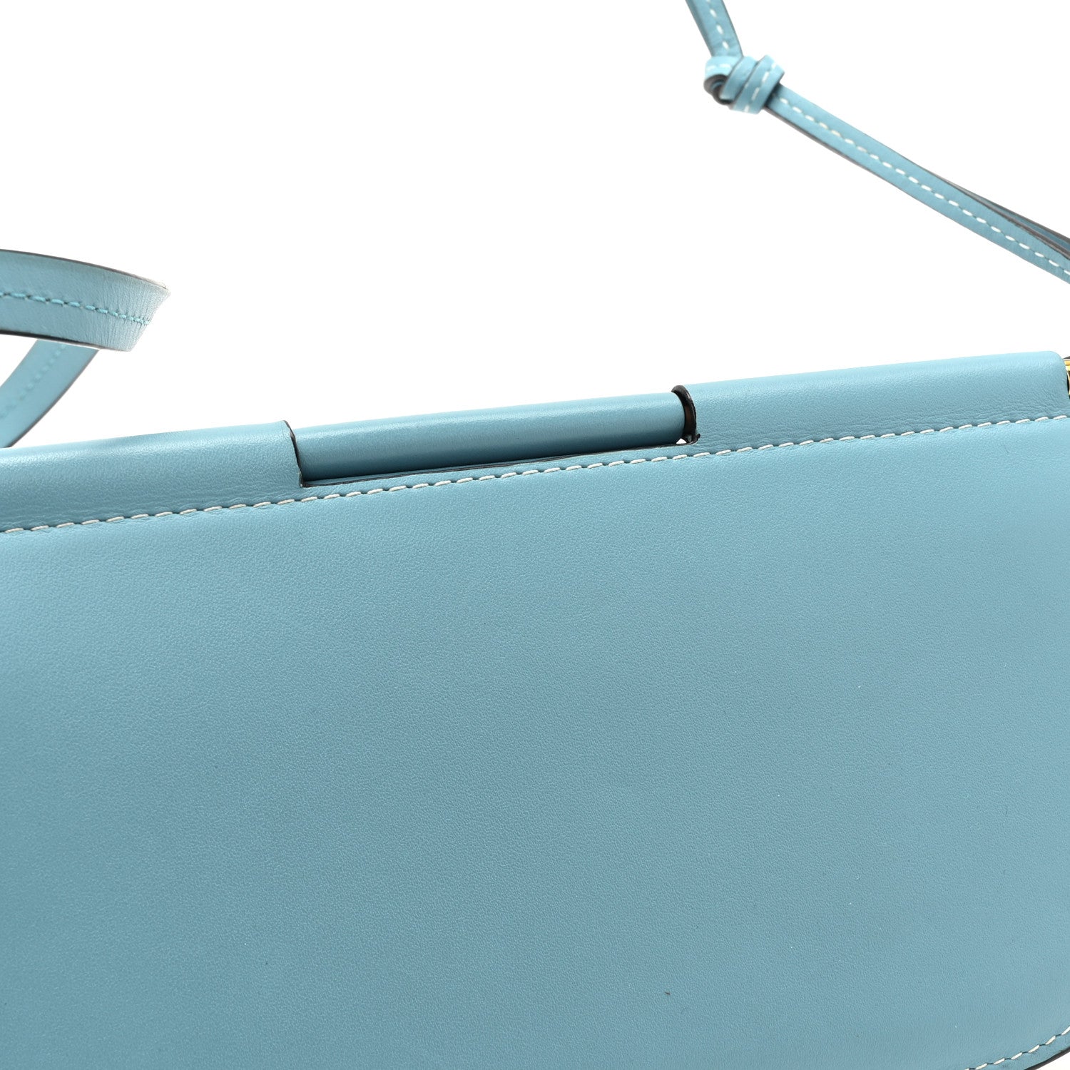 LOEWE ライトブルー ケース Loewe Smooth Calfskin Gate Pochette Light Blue 1759868 – FASHIONPHILE