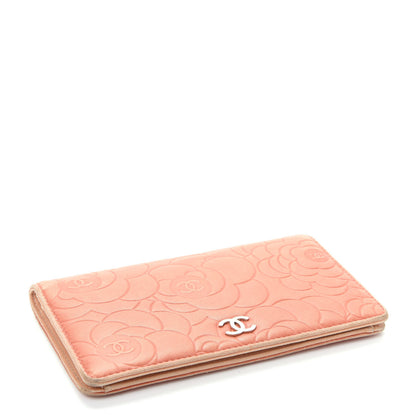 Chanel Lambskin Camellia Embossed Yen Wallet Pink 4 of 10