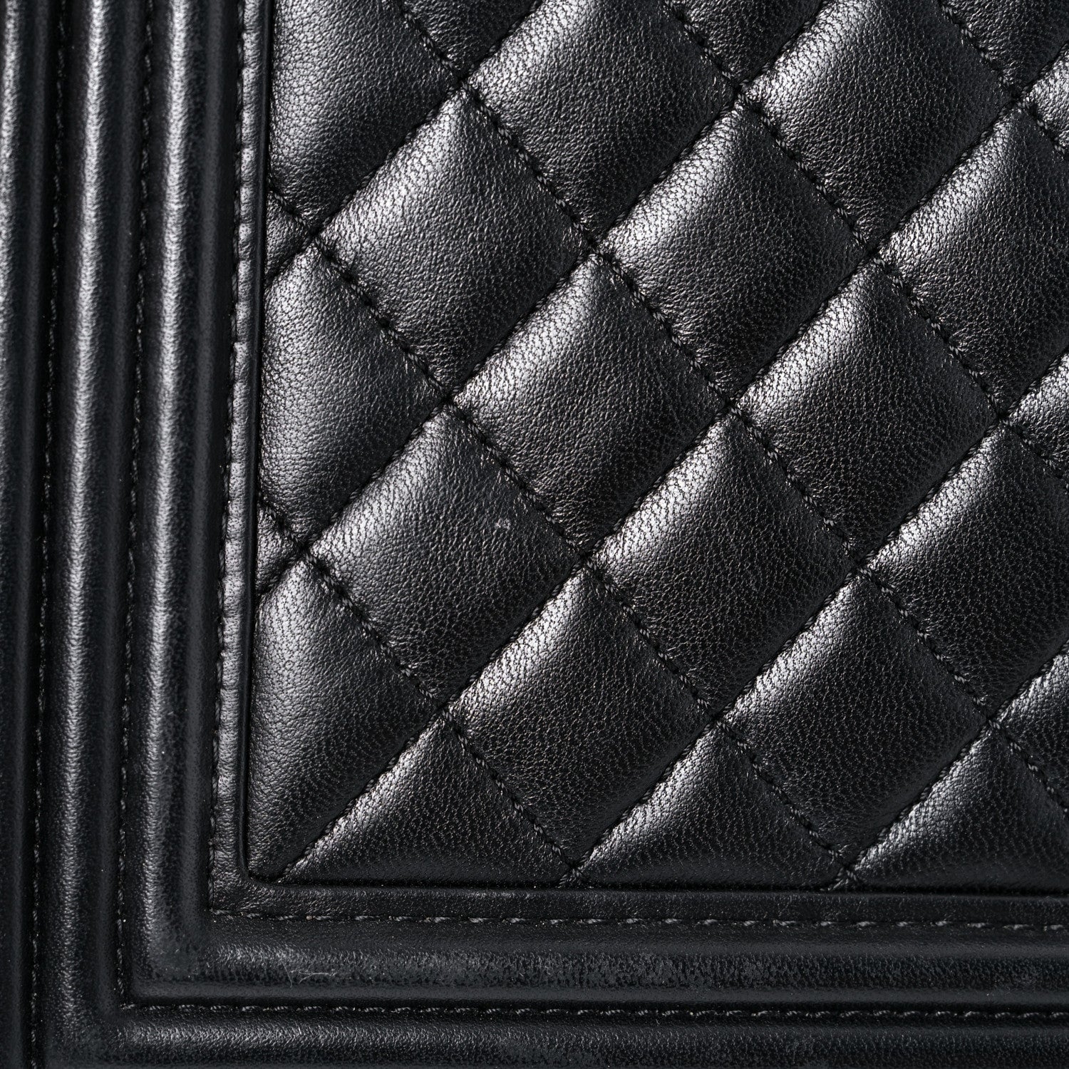 Chanel Lambskin Quilted New Medium Boy Flap Black 24 of 25
