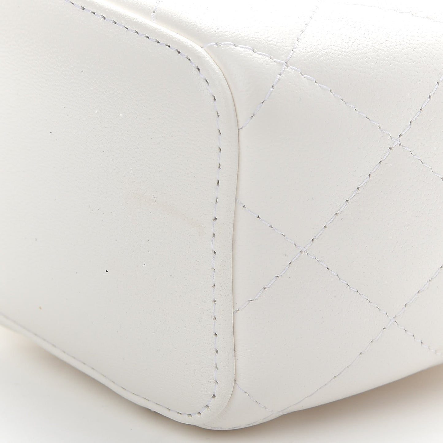 Lambskin Quilted Small Camellia Bow Vanity Case With Chain White