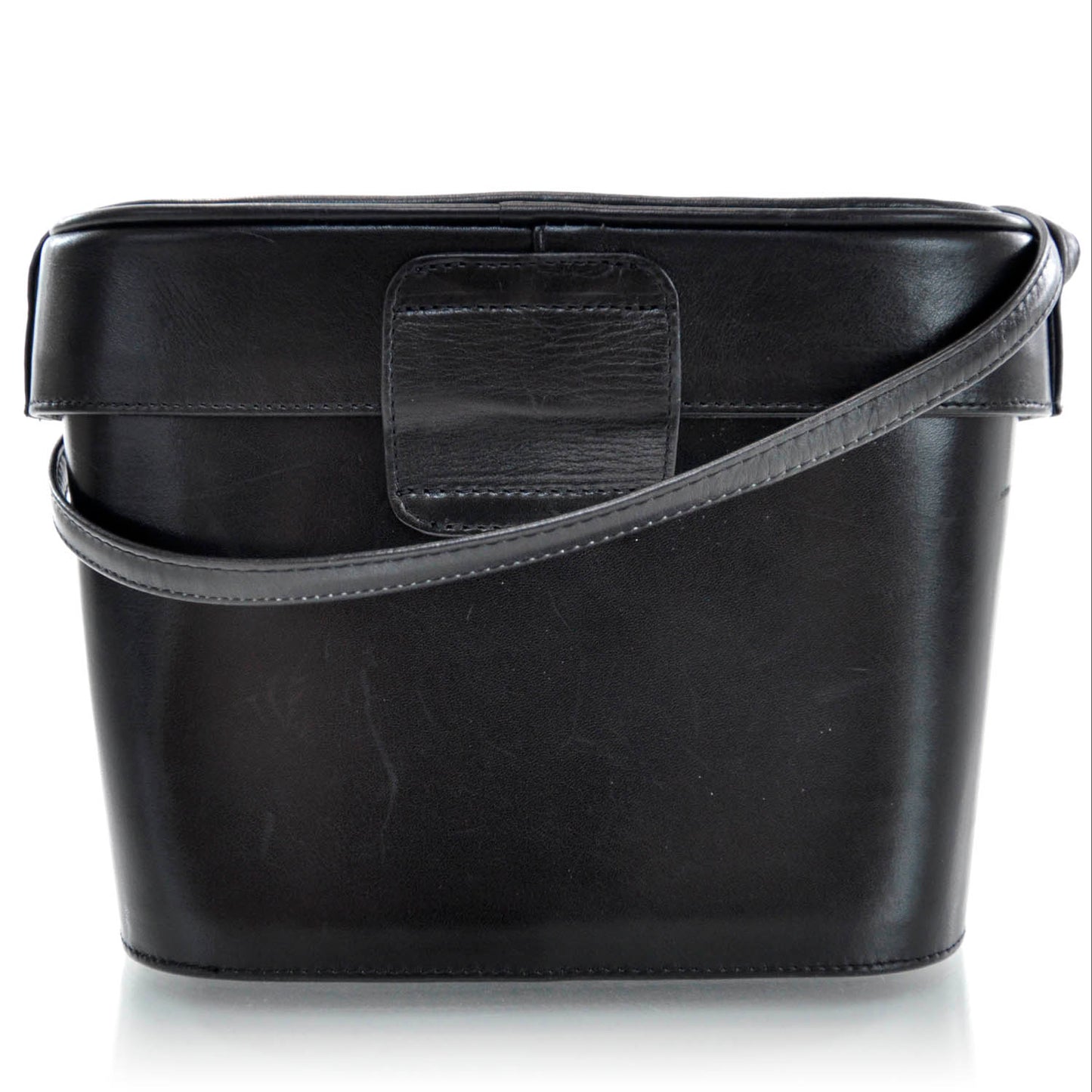 SALVATOREFERRAGAMOVintageLeatherShoulderBagBlack