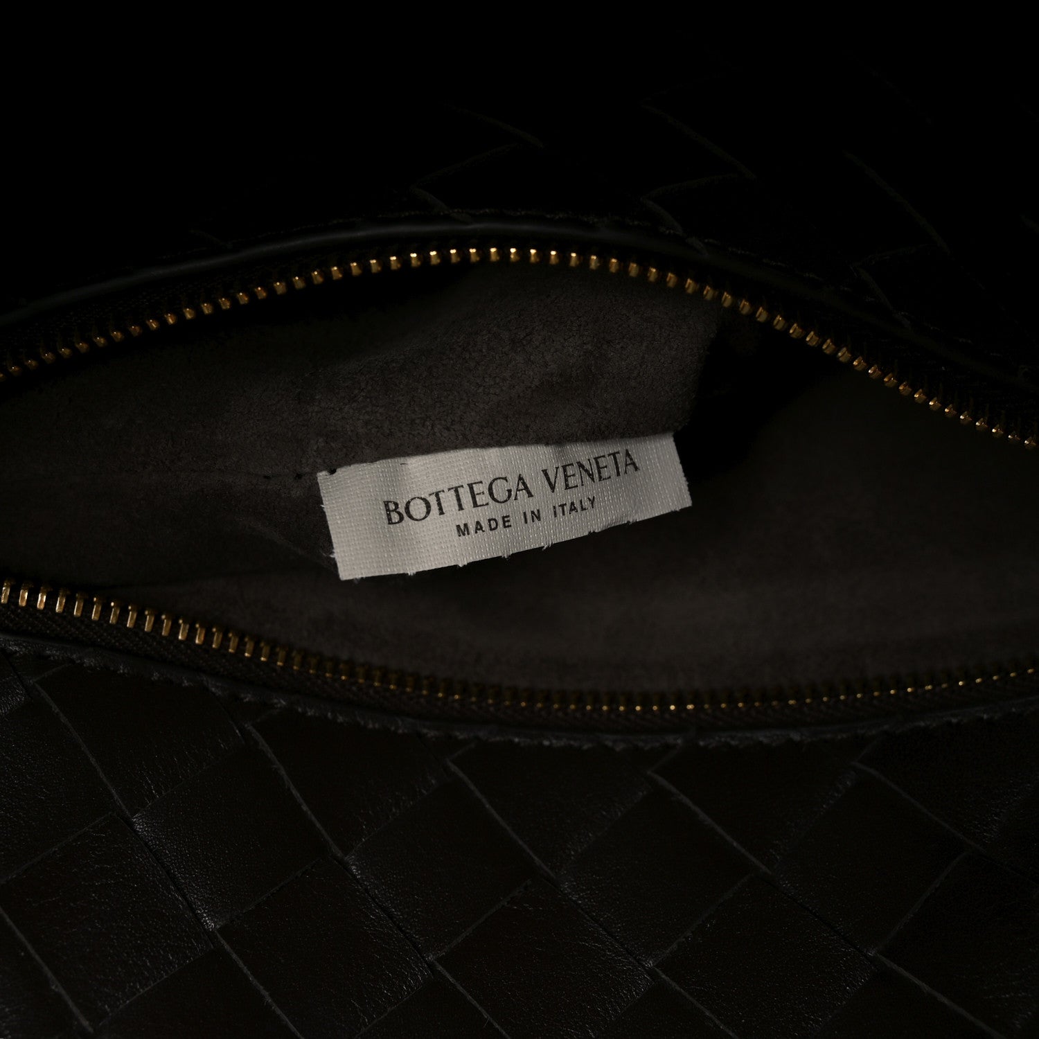 Bottega Veneta Silky Calfskin Vertical Andiamo Bucket Bag Fondant 6 of 10