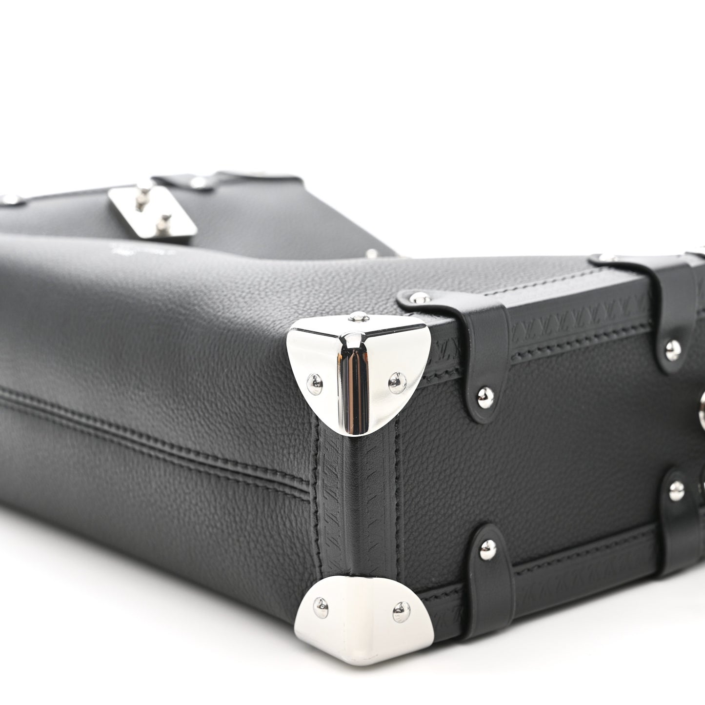 Calfskin Side Trunk MM Black
