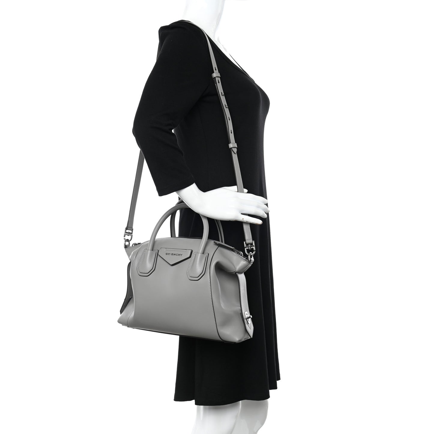 Calfskin Small Soft Antigona Pearl Grey