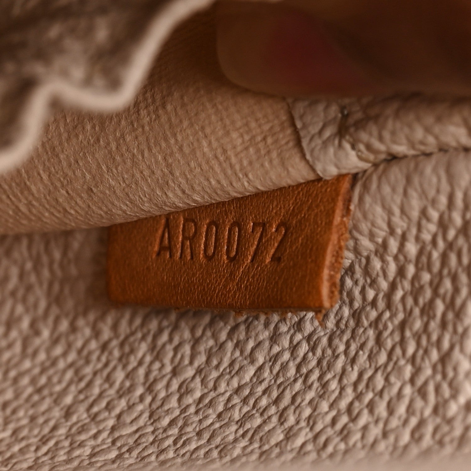 Louis Vuitton Monogram Spontini 7 of 11