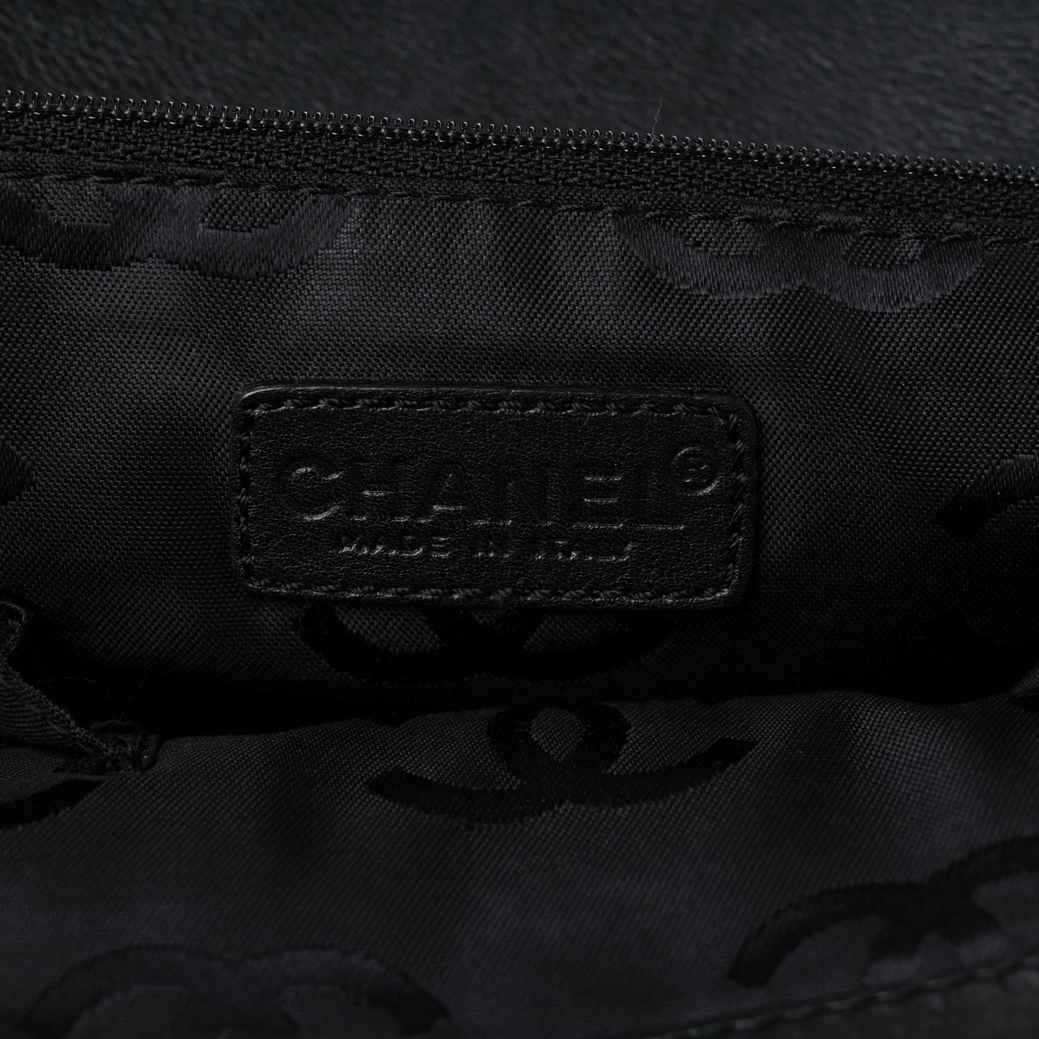 Chanel Caviar CC Tote Black 6 of 16