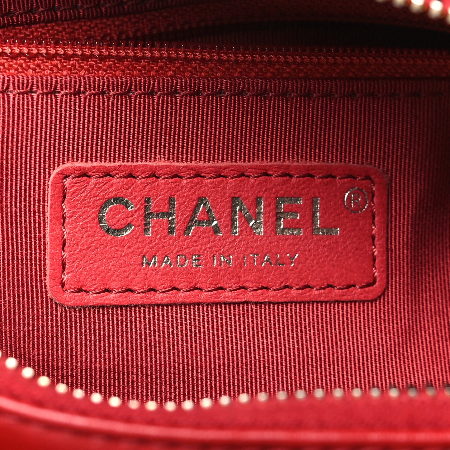 Aged Calfskin Quilted Small Gabrielle Logo Hobo Red