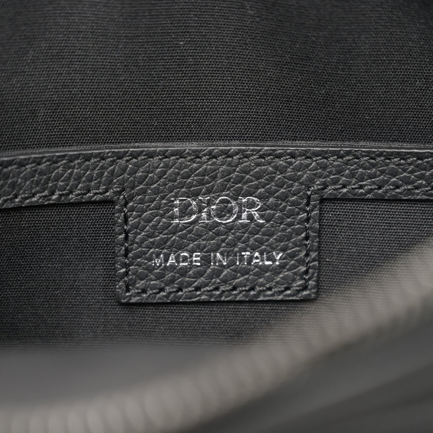 HOMME Oblique 2.0 Rider Zipped Messenger