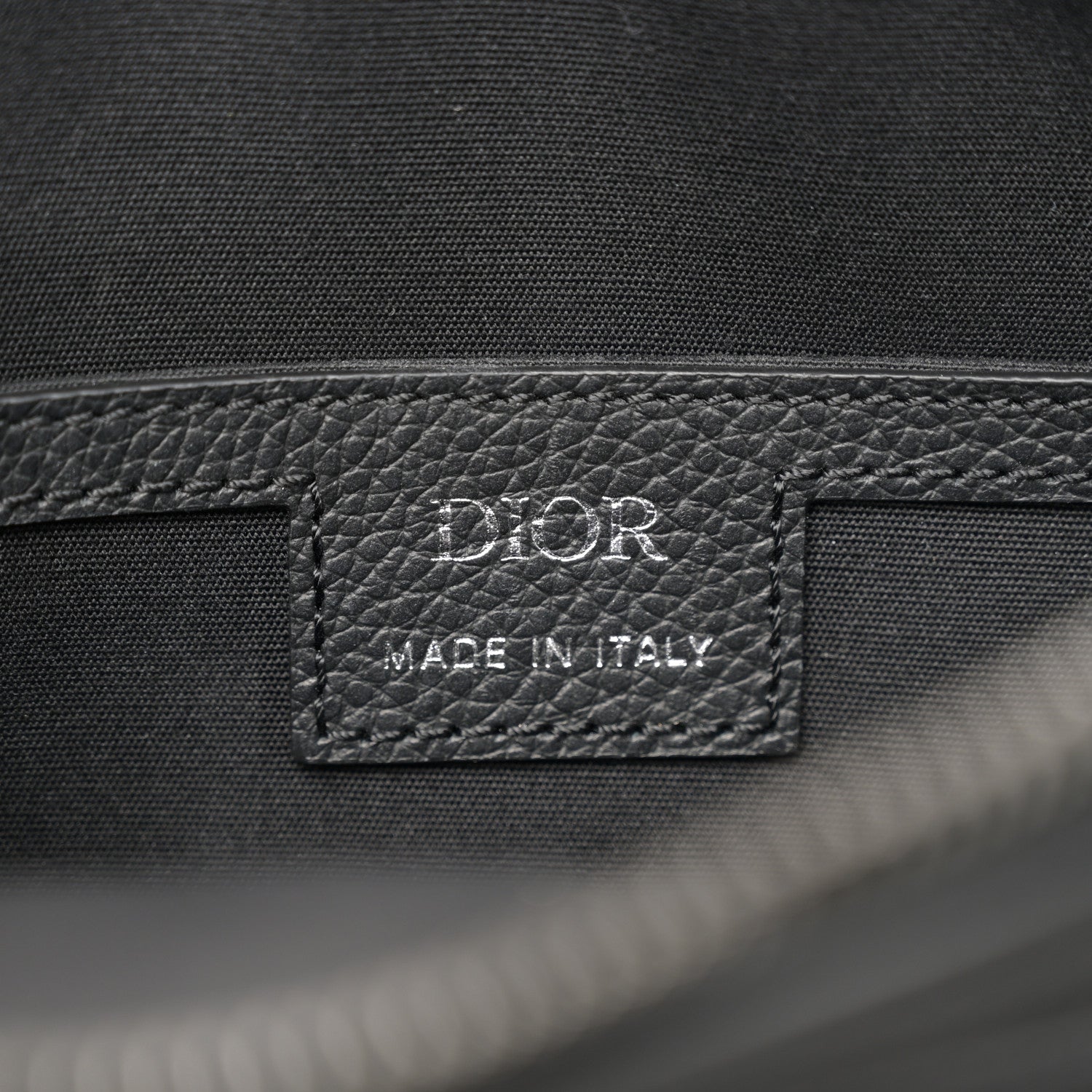 Christian Dior HOMME Oblique 2.0 Rider Zipped Messenger 6 of 10