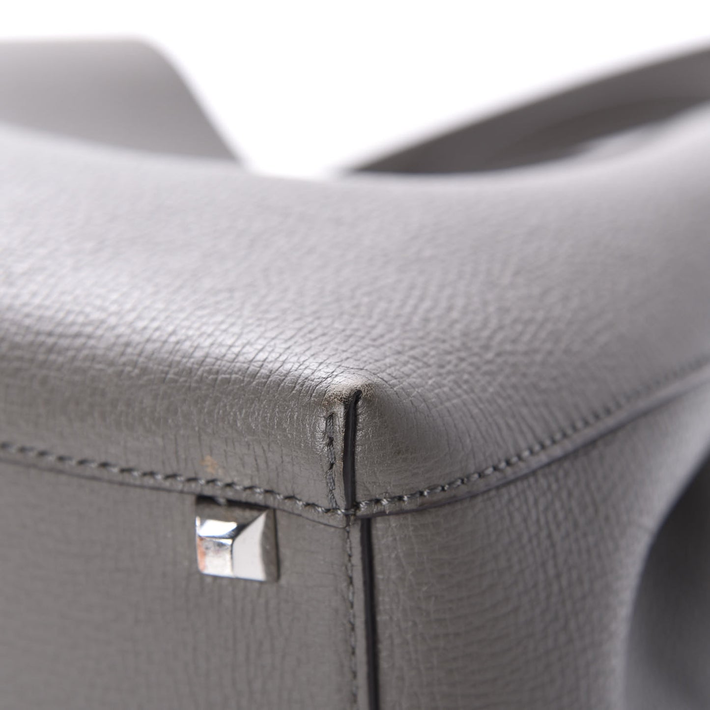Grained Calfskin Sarah Medium Visetos Hobo Grey