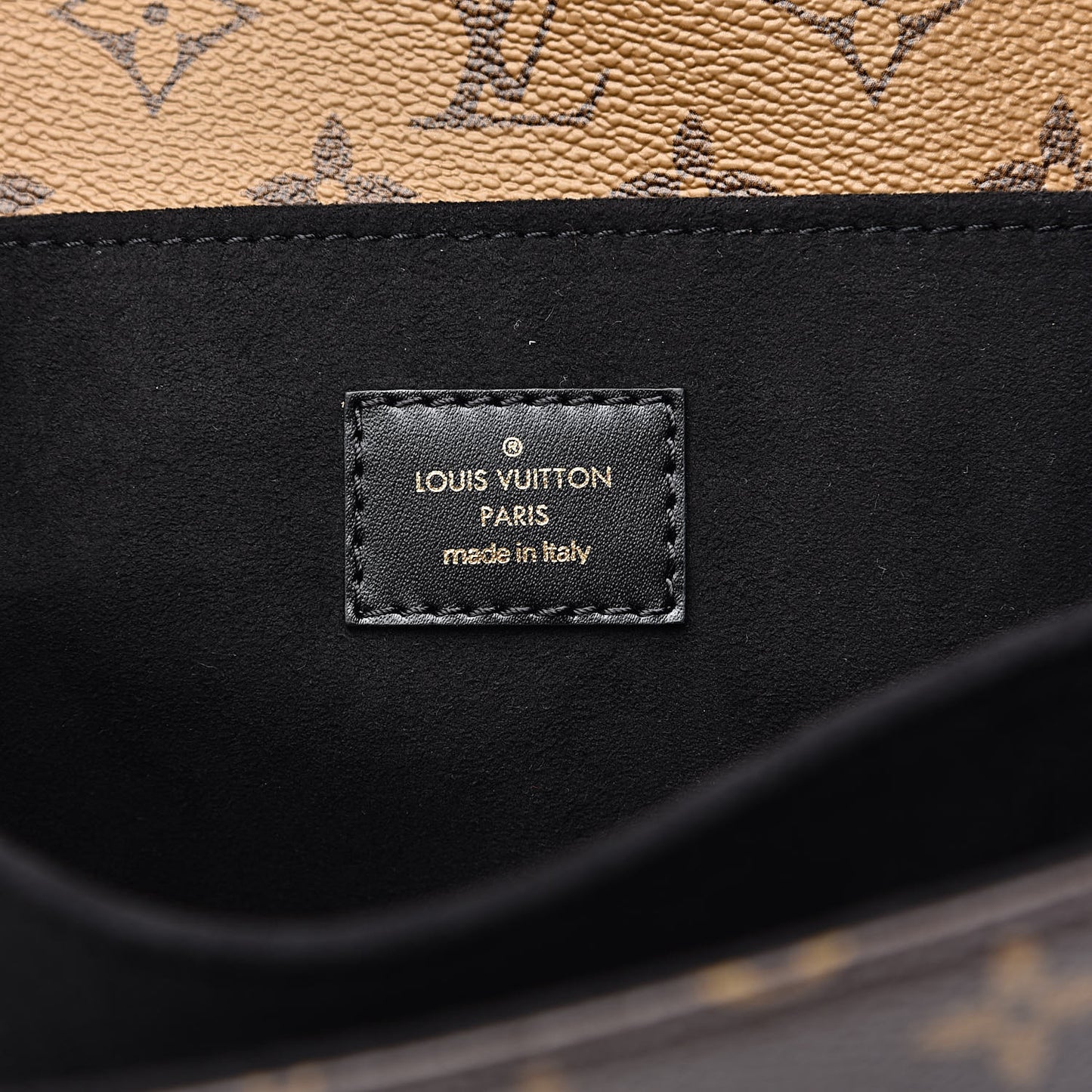 Reverse Monogram Pochette Metis