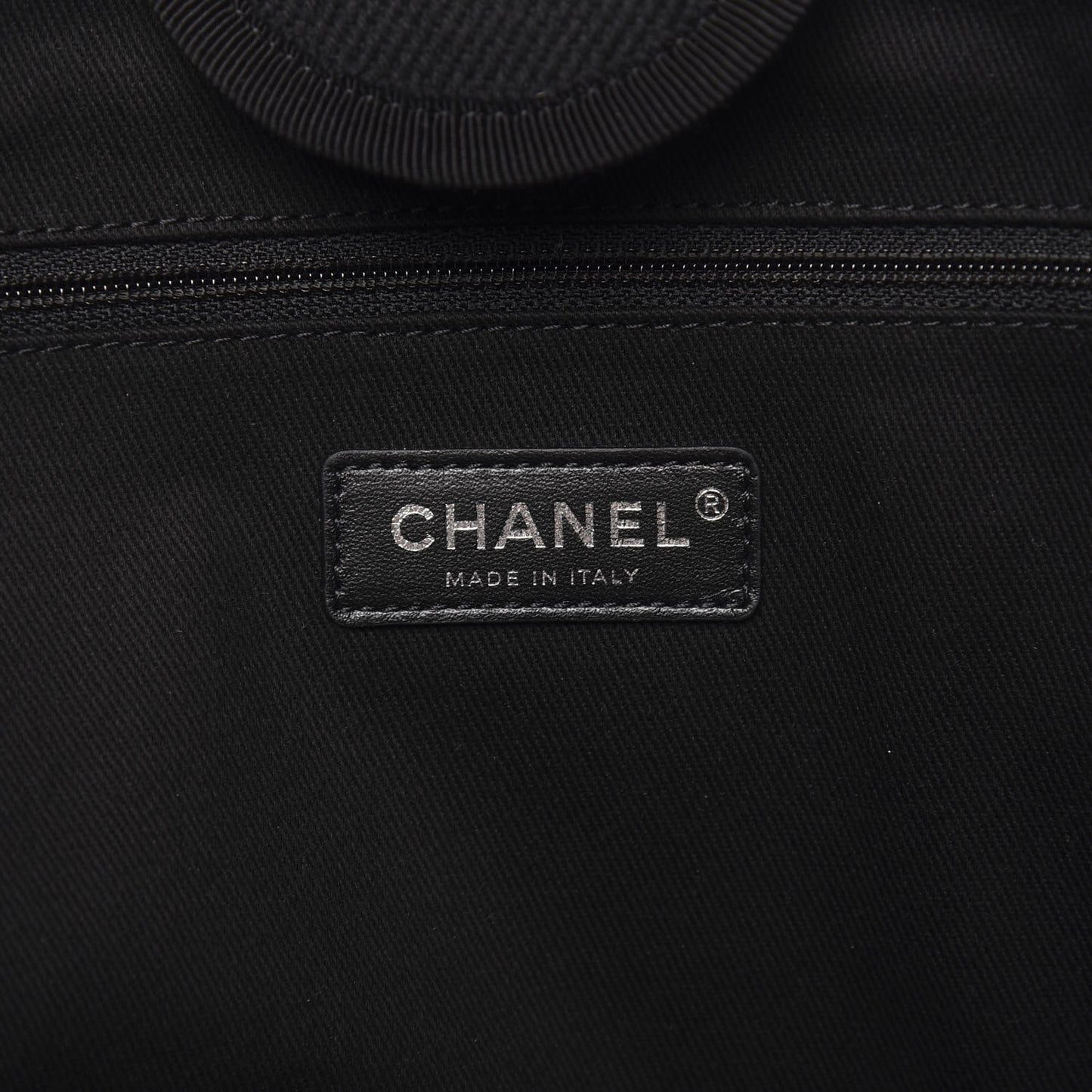 Canvas Pearl Medium Deauville Tote Black