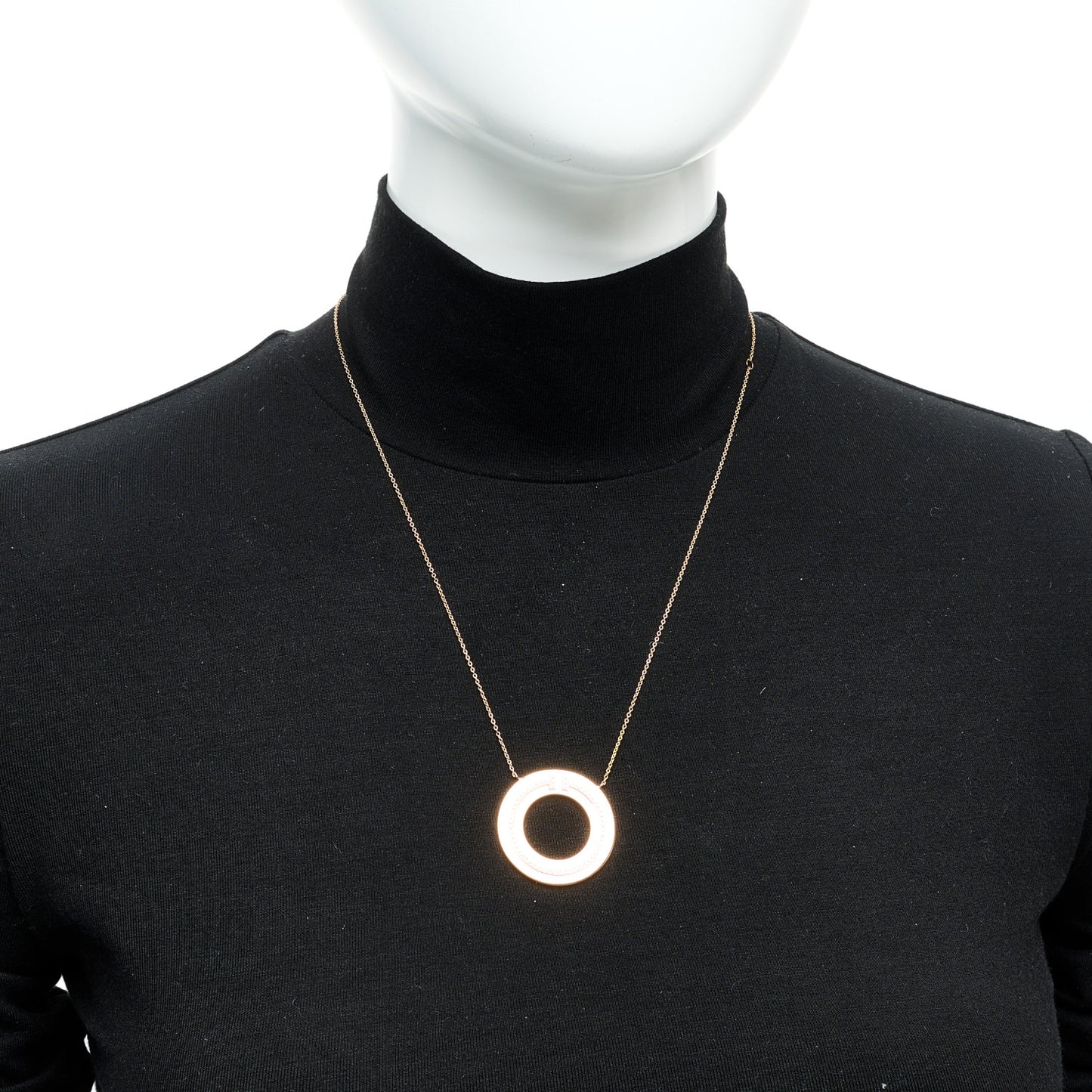18K Rose Gold Diamond T Circle Pendant Necklace