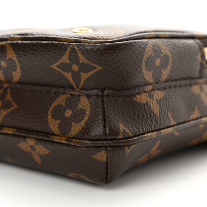 Louis Vuitton Monogram Utility Phone Sleeve 10 of 10