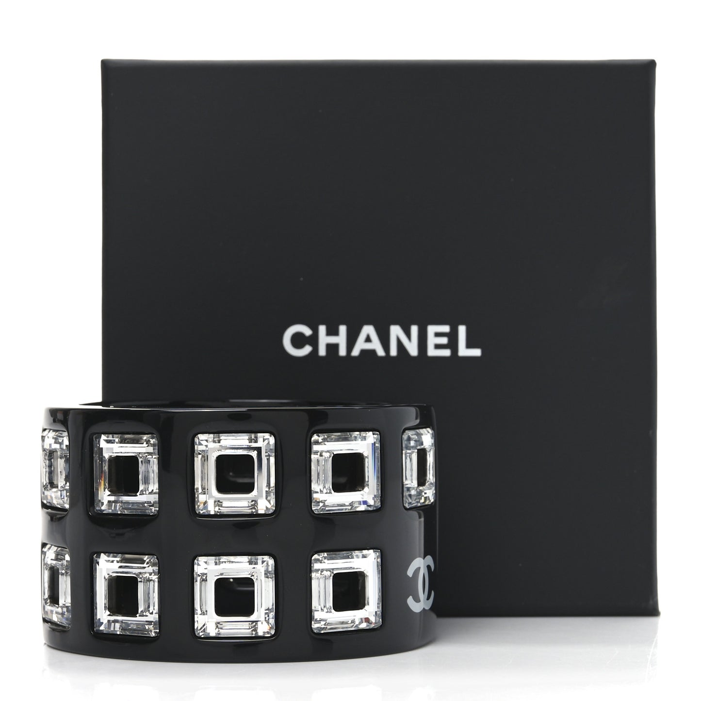 Resin Crystal CC Cuff Black