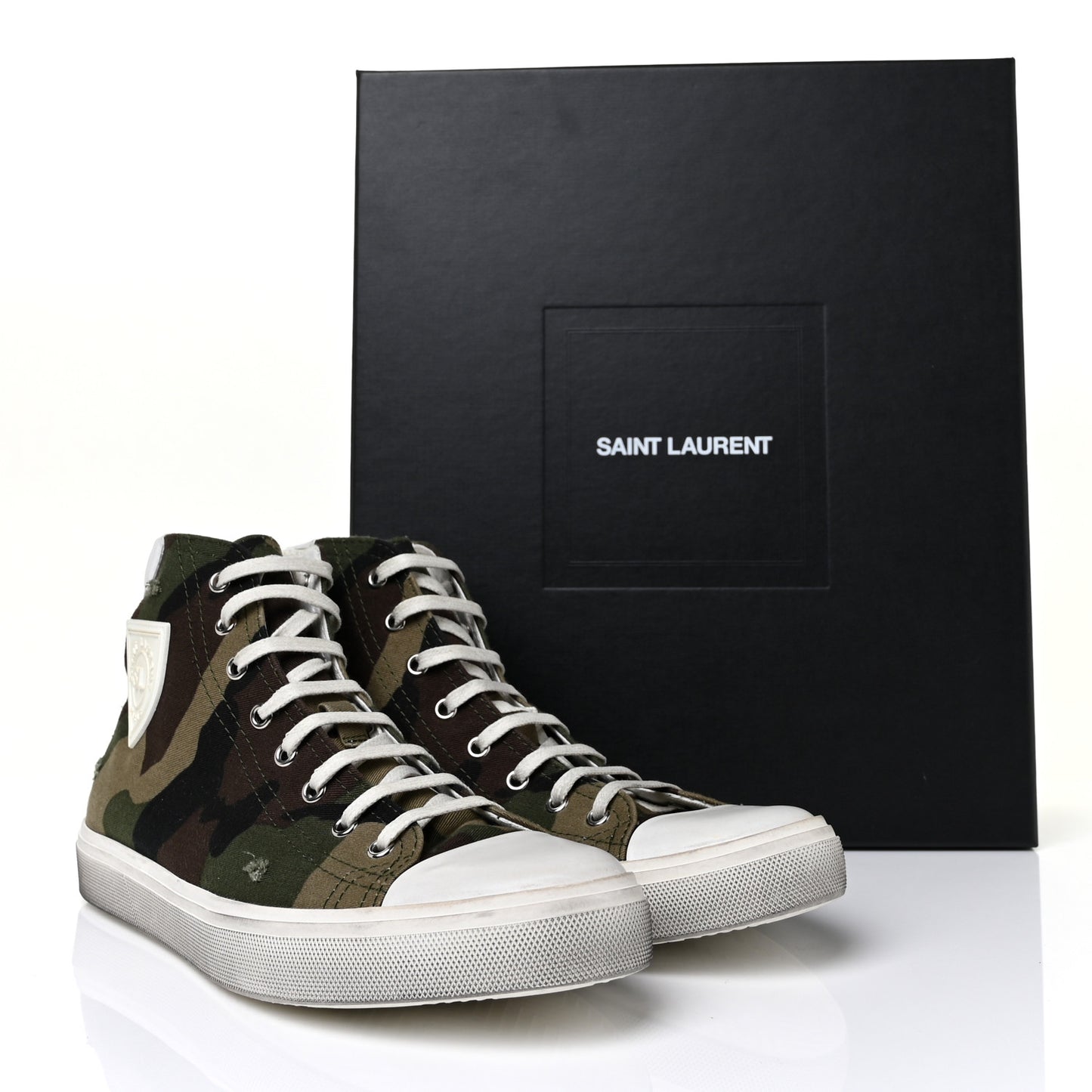 Distressed Canvas Camouflage Print Bedford Hightop Sneakers 41