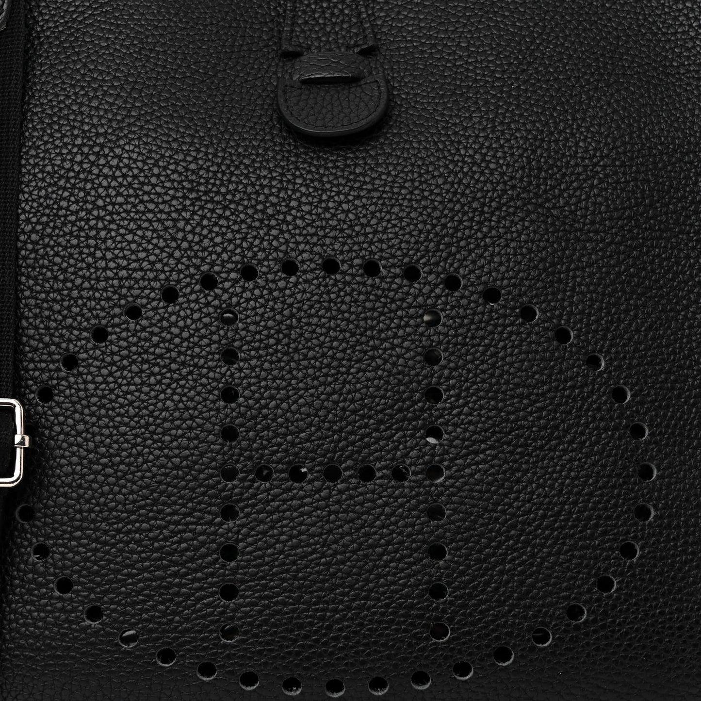 Taurillon Clemence Evelyne III Black
