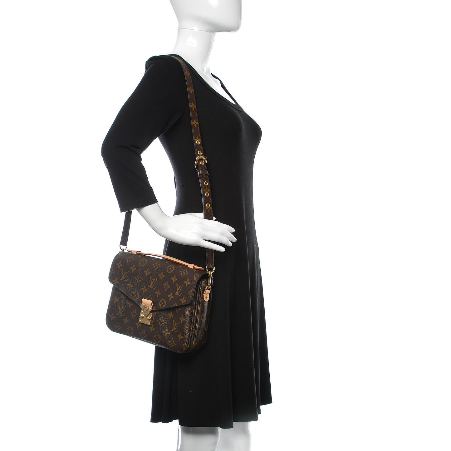 Monogram Pochette Metis