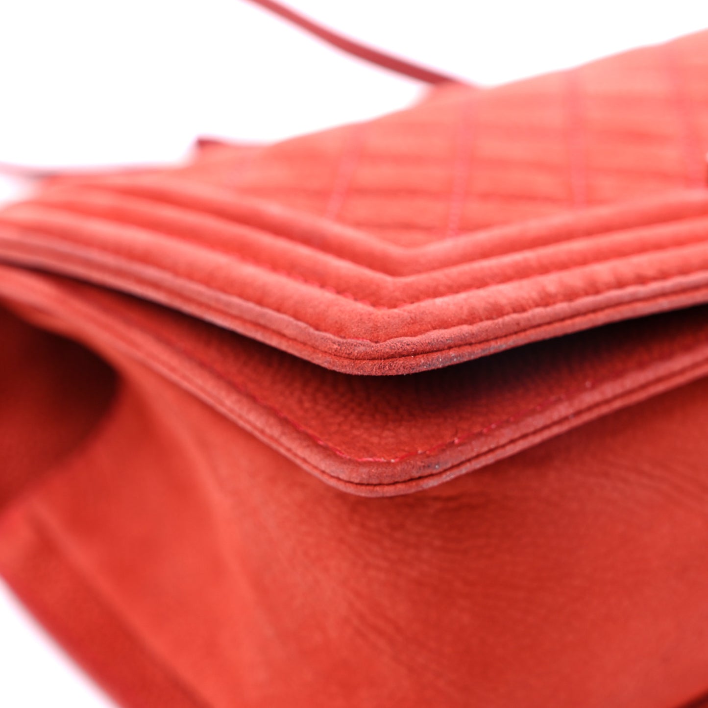 Iridescent Caviar Quilted Medium Boy Flap Red