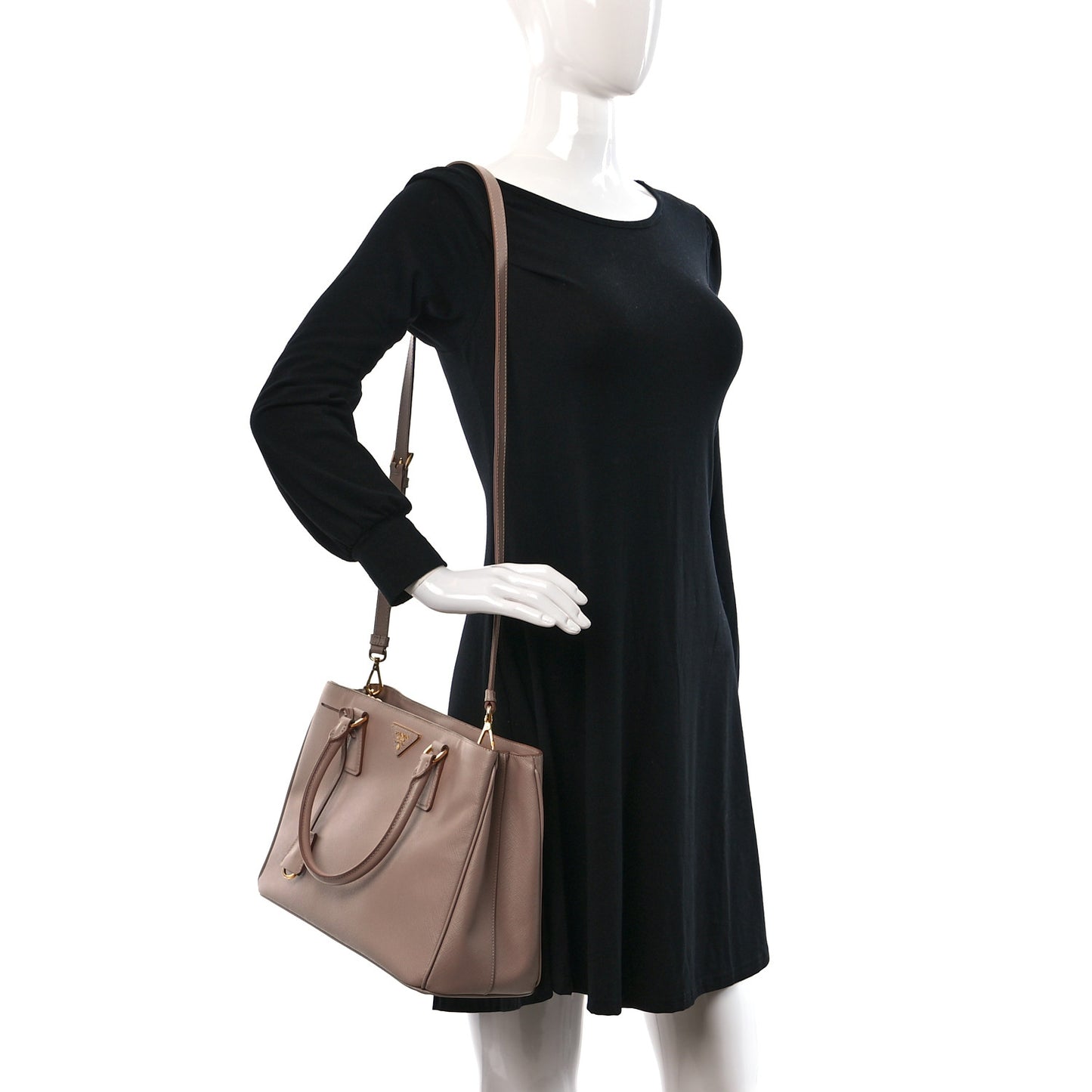 Saffiano Medium Tote Cammeo