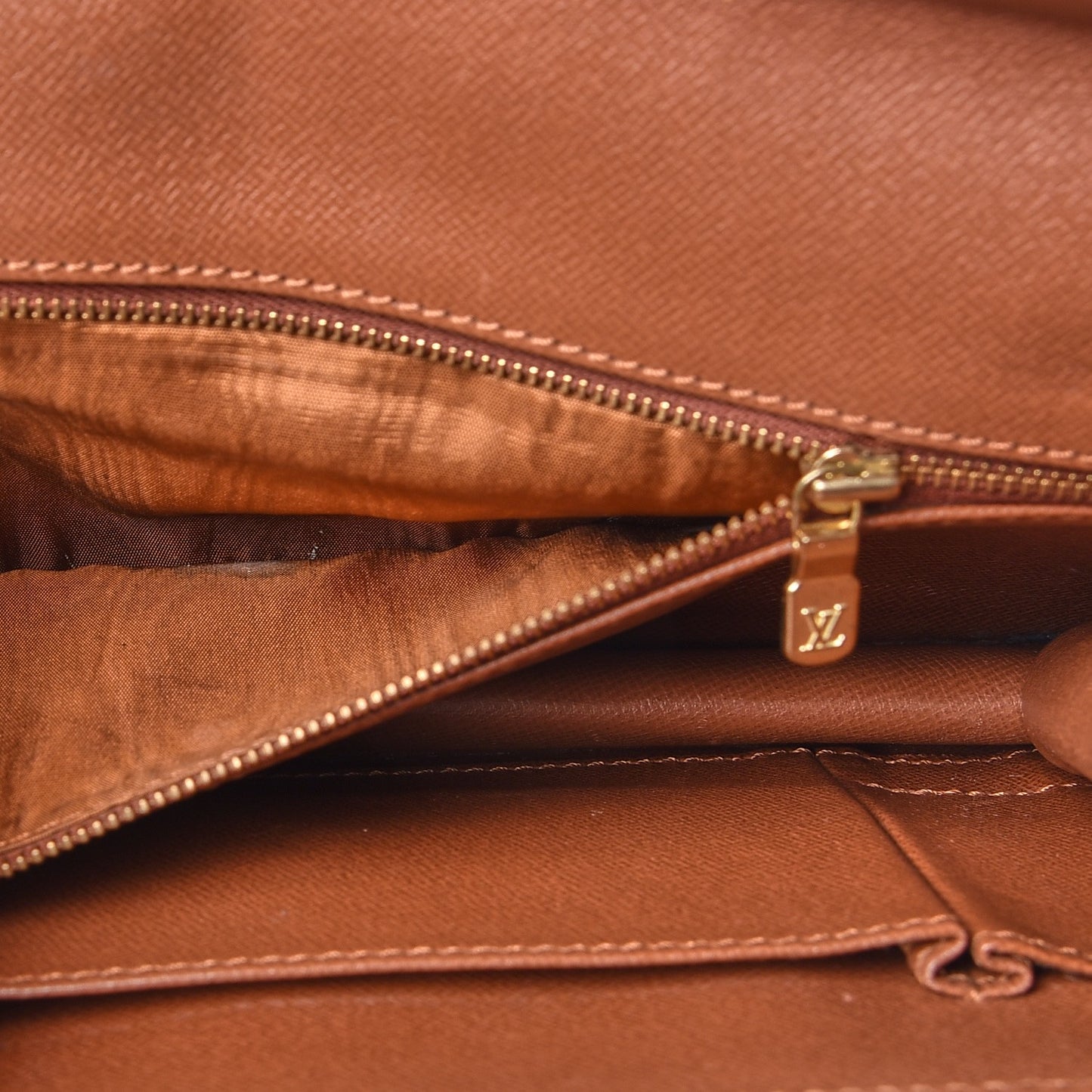 Monogram Pochette Dame 29