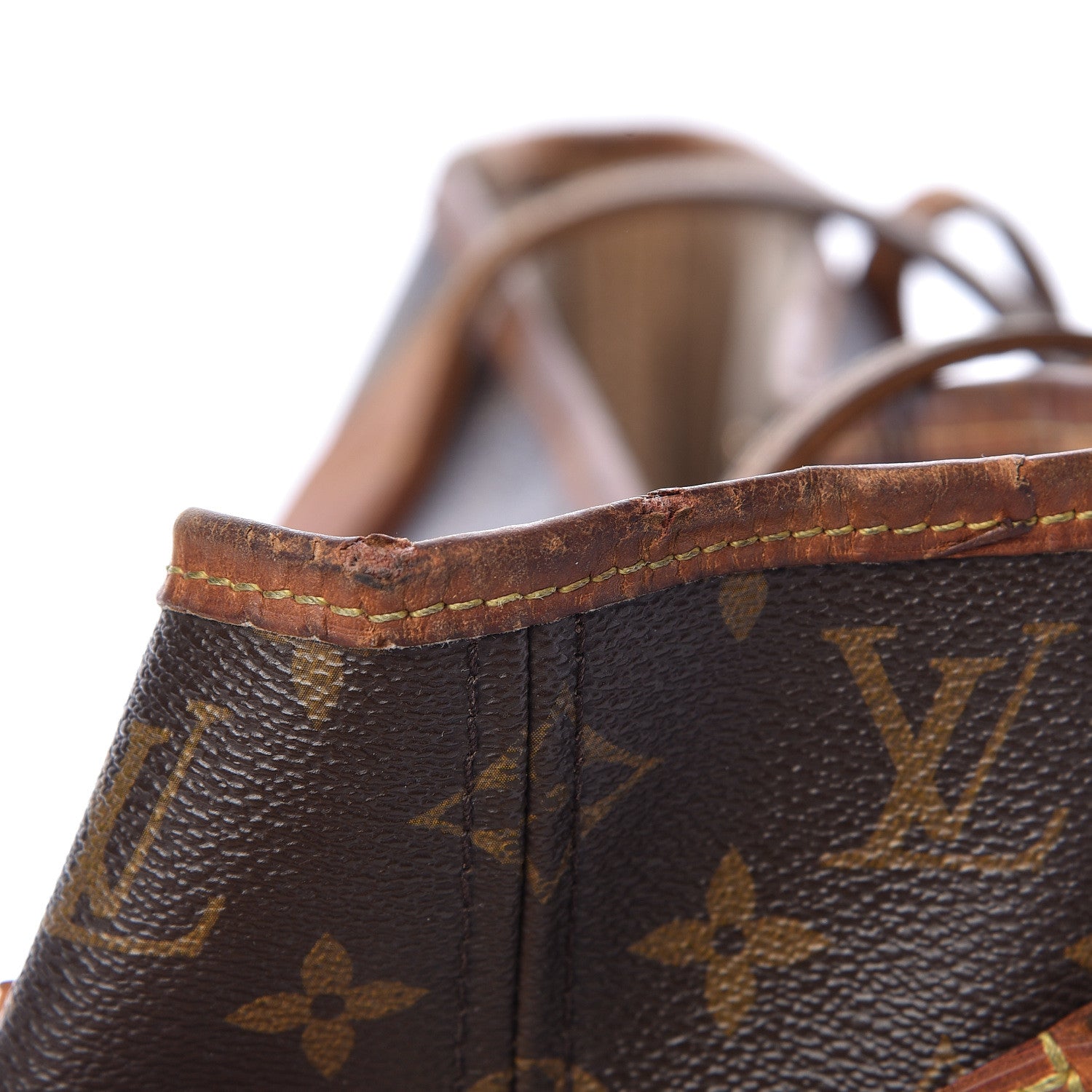 Louis Vuitton Monogram Neverfull MM 27 of 29