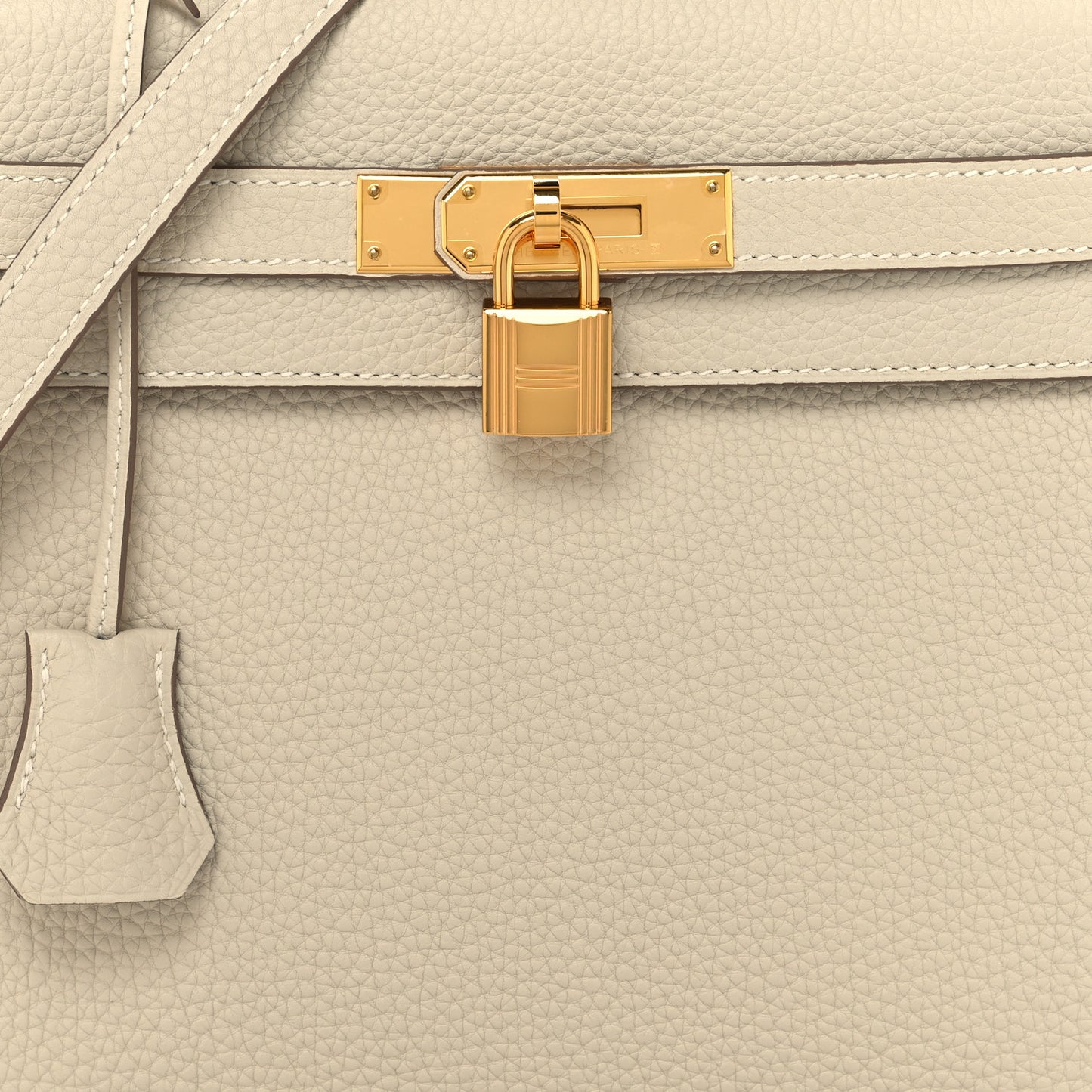 Togo Kelly Retourne 28 Craie